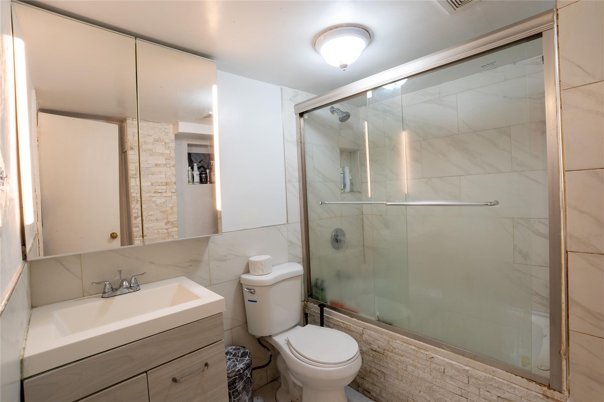Single Family Linden  Brooklyn, NY 11203, MLS-841836-6