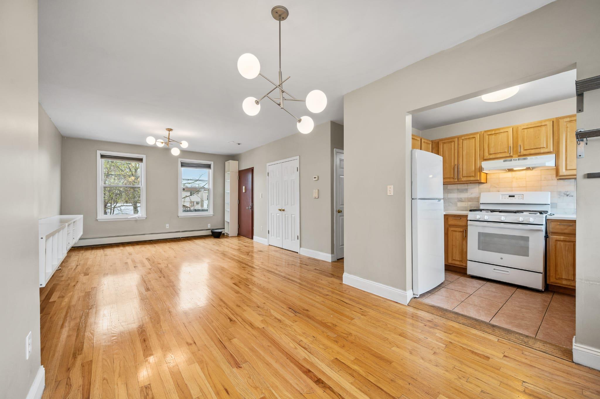 Single Family Hendrix  Brooklyn, NY 11207, MLS-841843-9