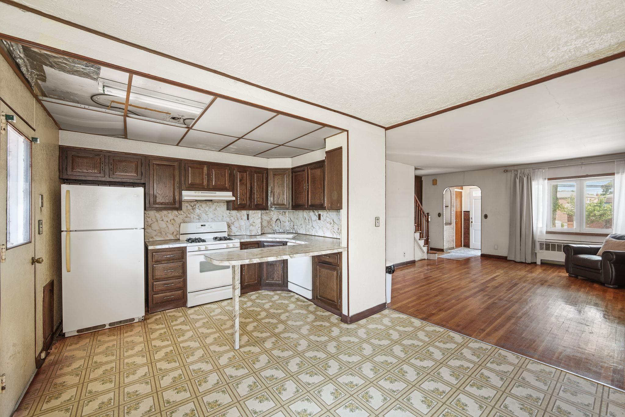 Single Family Fairmount  Bronx, NY 10465, MLS-841847-8