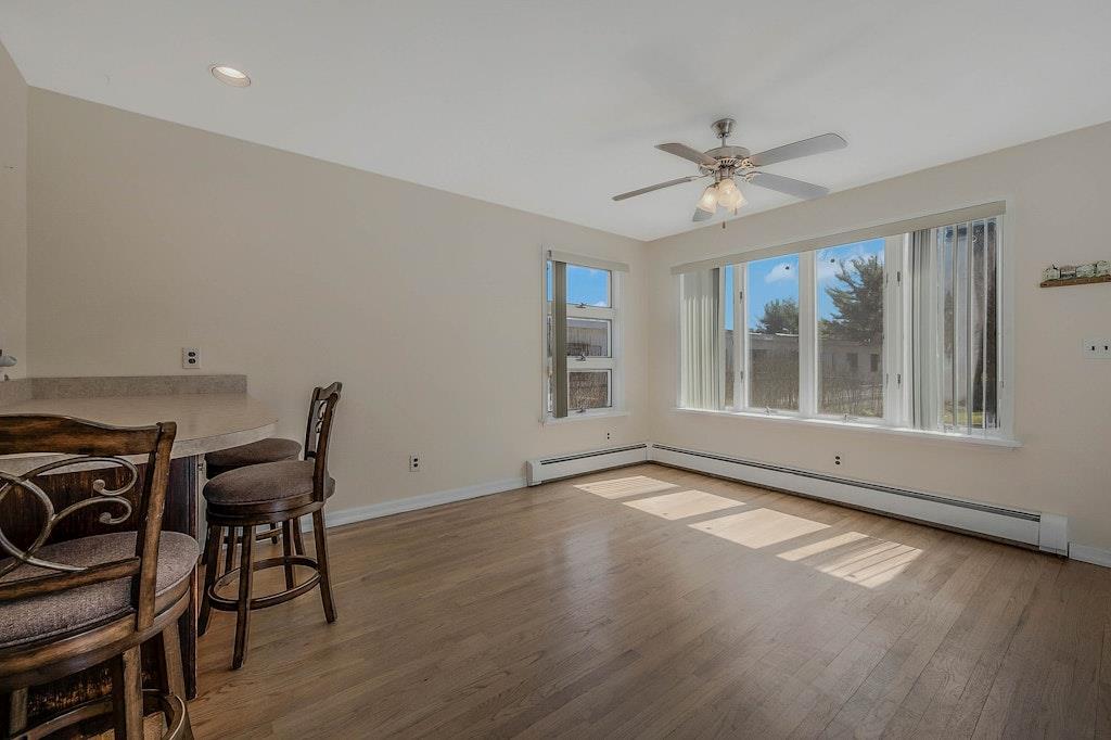 Single Family Main  Suffolk County, NY 11901, MLS-841854-18