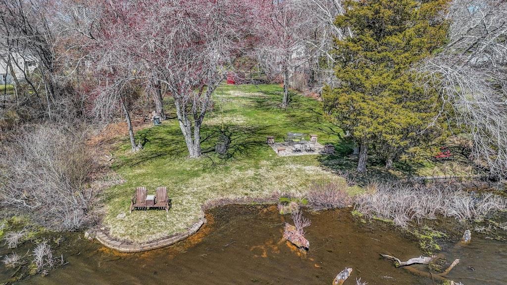 Single Family Main  Suffolk County, NY 11901, MLS-841854-6