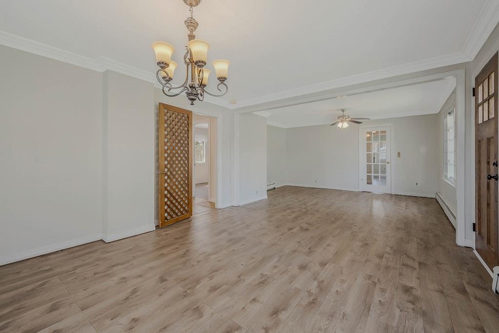 Single Family Main  Suffolk County, NY 11901, MLS-841854-7