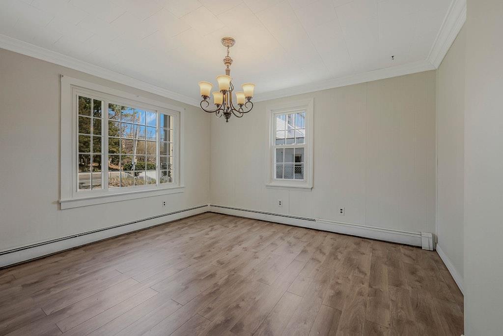 Single Family Main  Suffolk County, NY 11901, MLS-841854-9