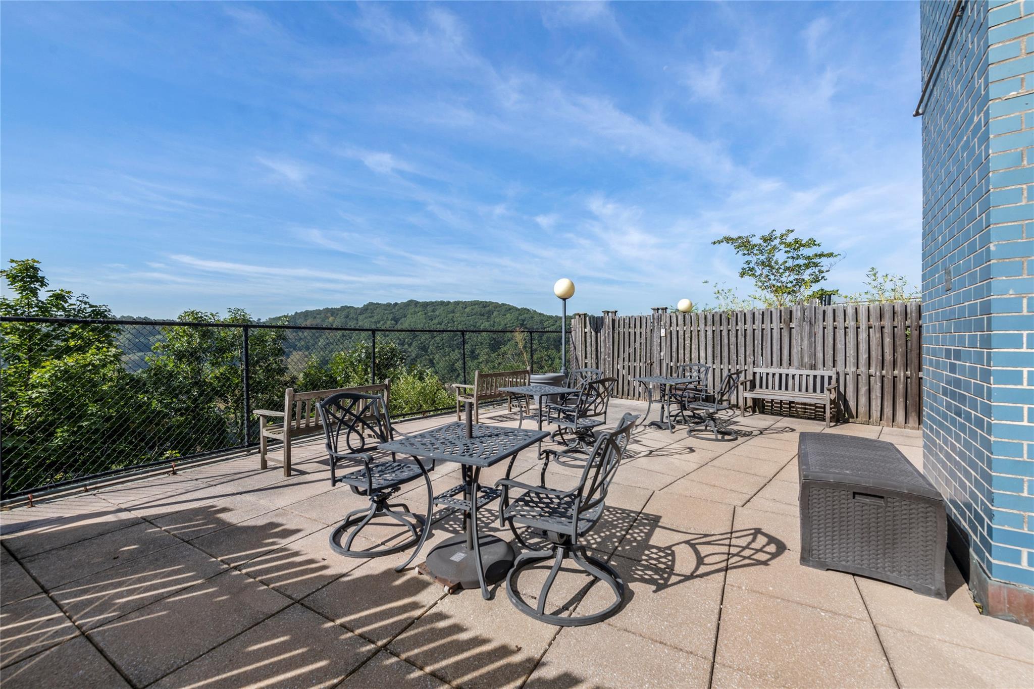 Coop Johnson  Bronx, NY 10463, MLS-841864-11