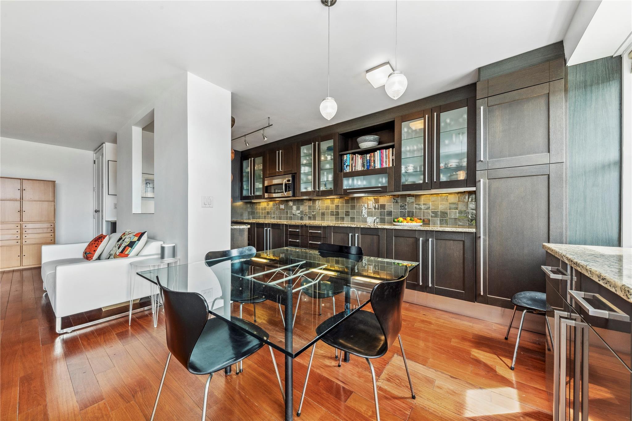 Coop Johnson  Bronx, NY 10463, MLS-841864-5
