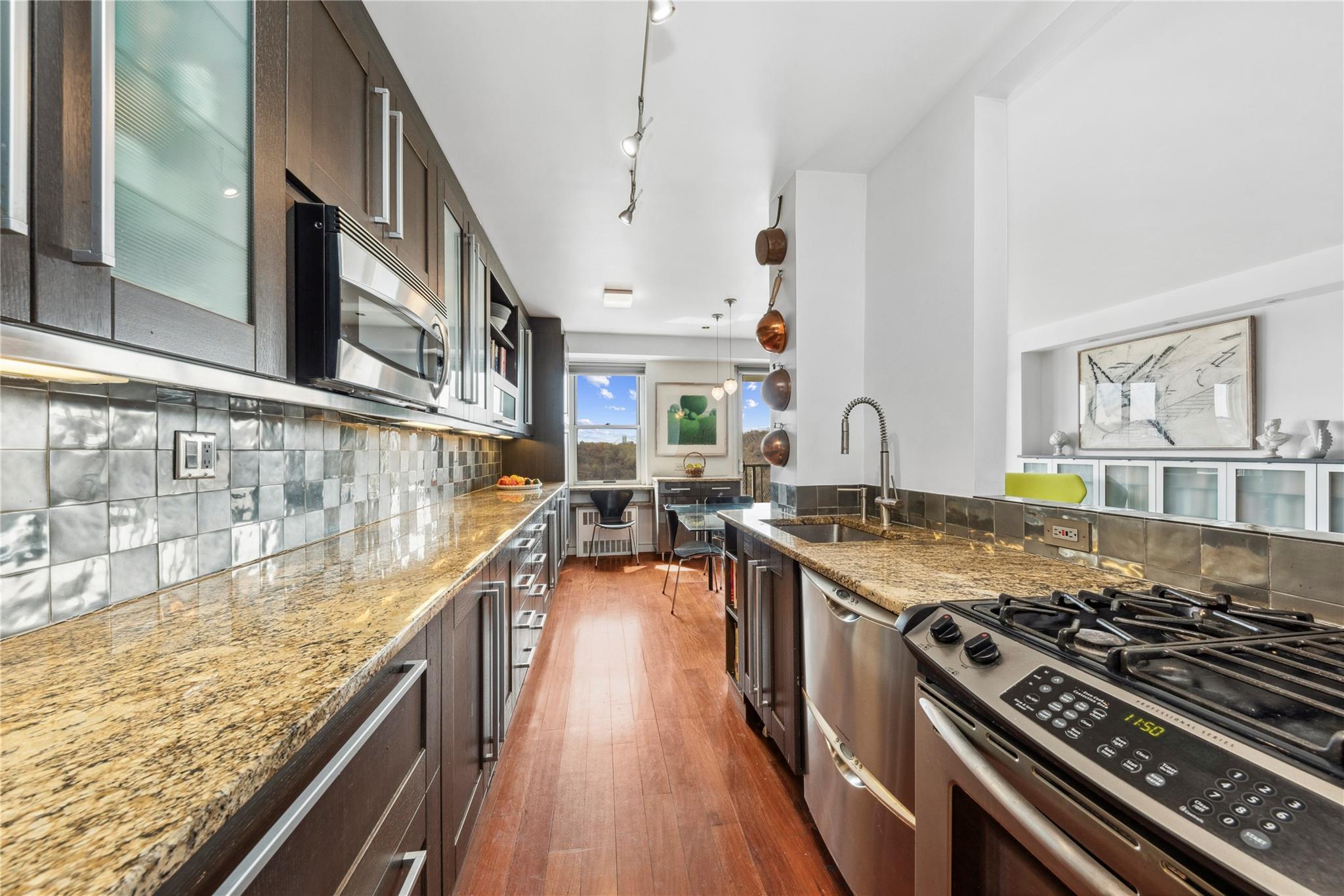 Coop Johnson  Bronx, NY 10463, MLS-841864-6