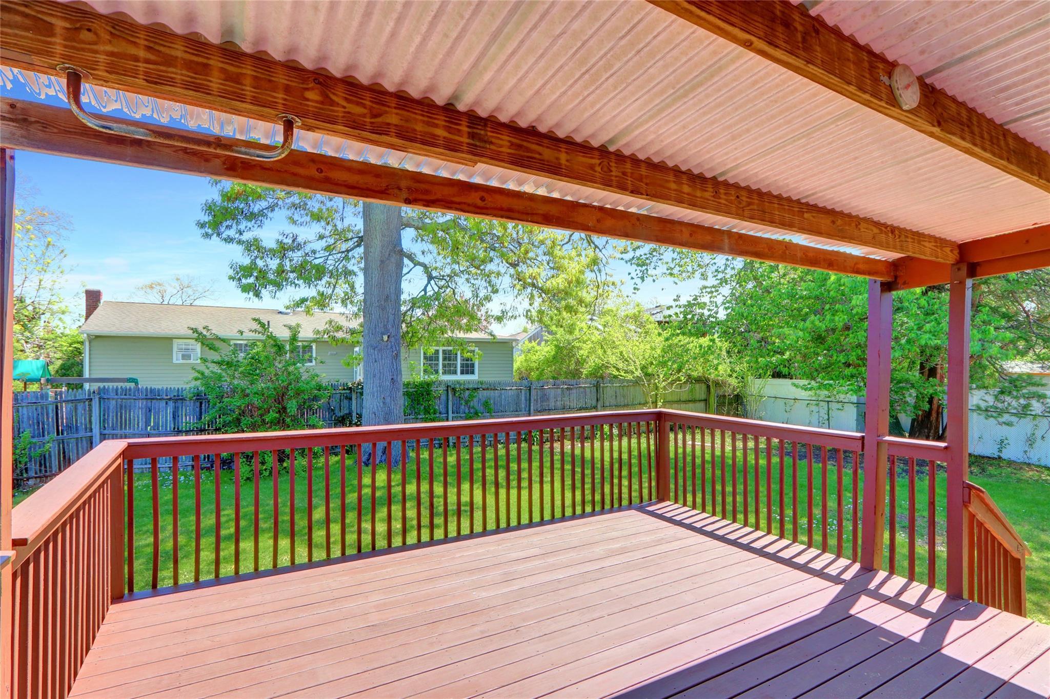 Single Family 21st  Suffolk County, NY 11729, MLS-841876-21