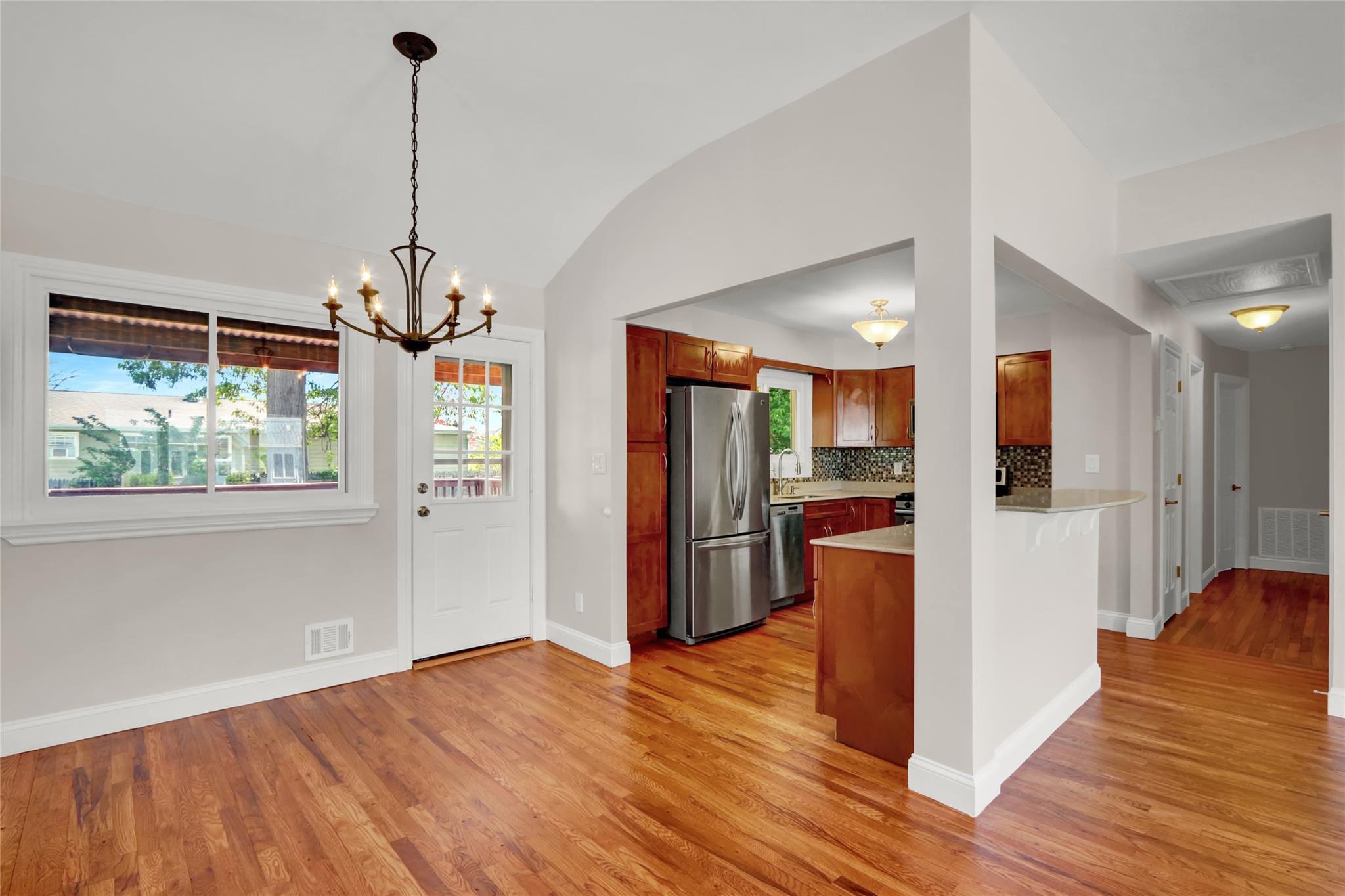 Single Family 21st  Suffolk County, NY 11729, MLS-841876-8