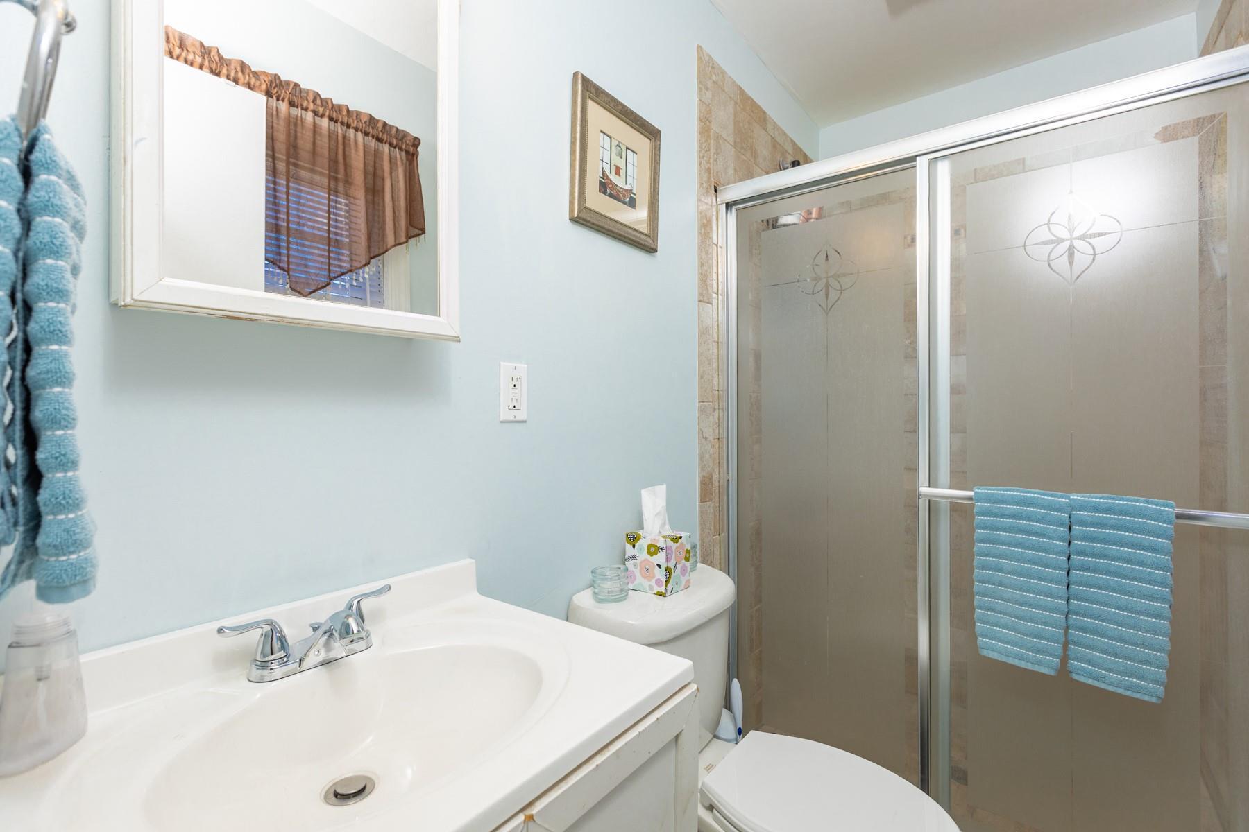 Single Family Dena  Suffolk County, NY 11715, MLS-841901-9