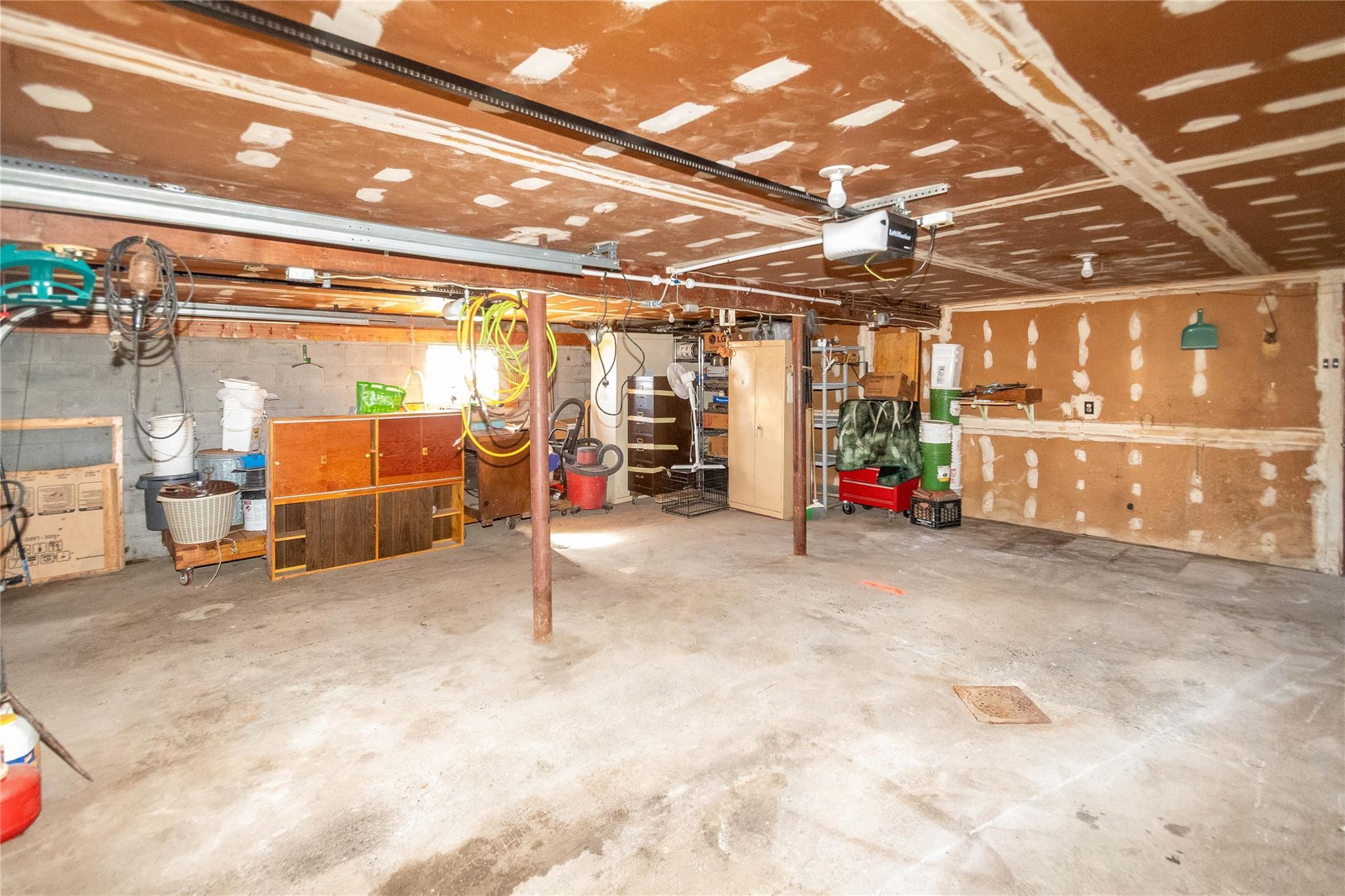 Single Family Short Hill  Dutchess County, NY 12603, MLS-841954-20