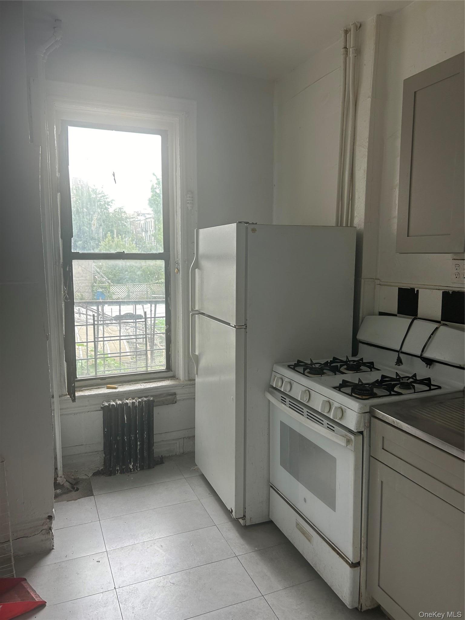 Single Family 4th Avenue Brooklyn, NY 11220, MLS-842035-4
