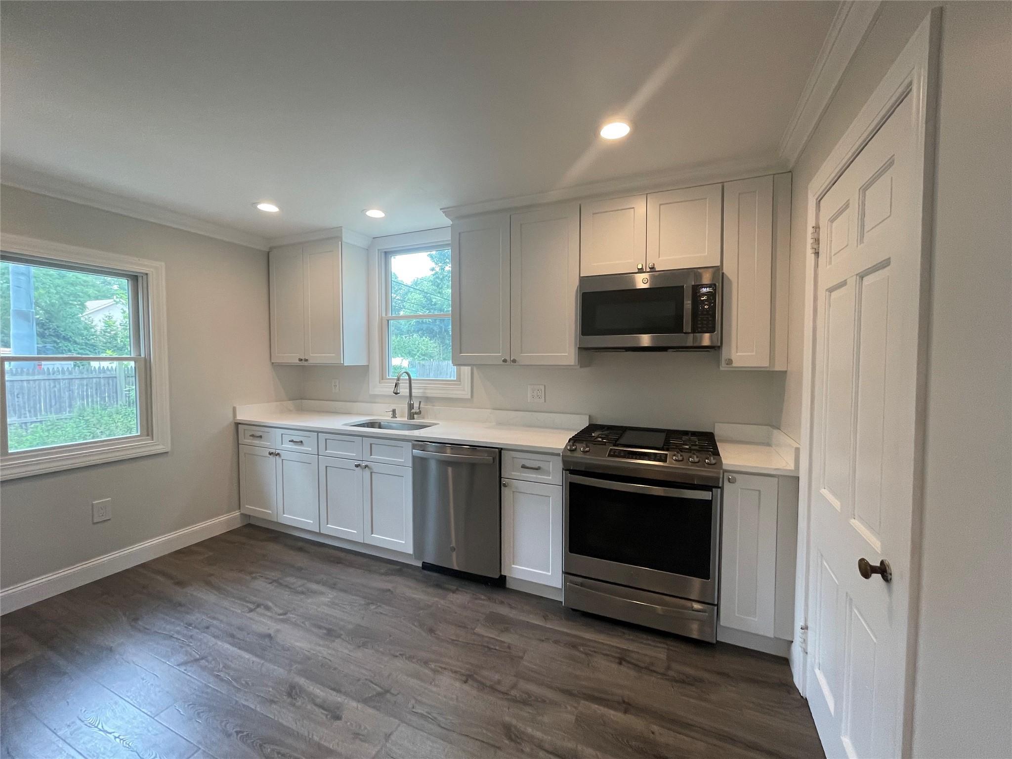 Single Family Deer Park  Suffolk County, NY 11746, MLS-842036-26