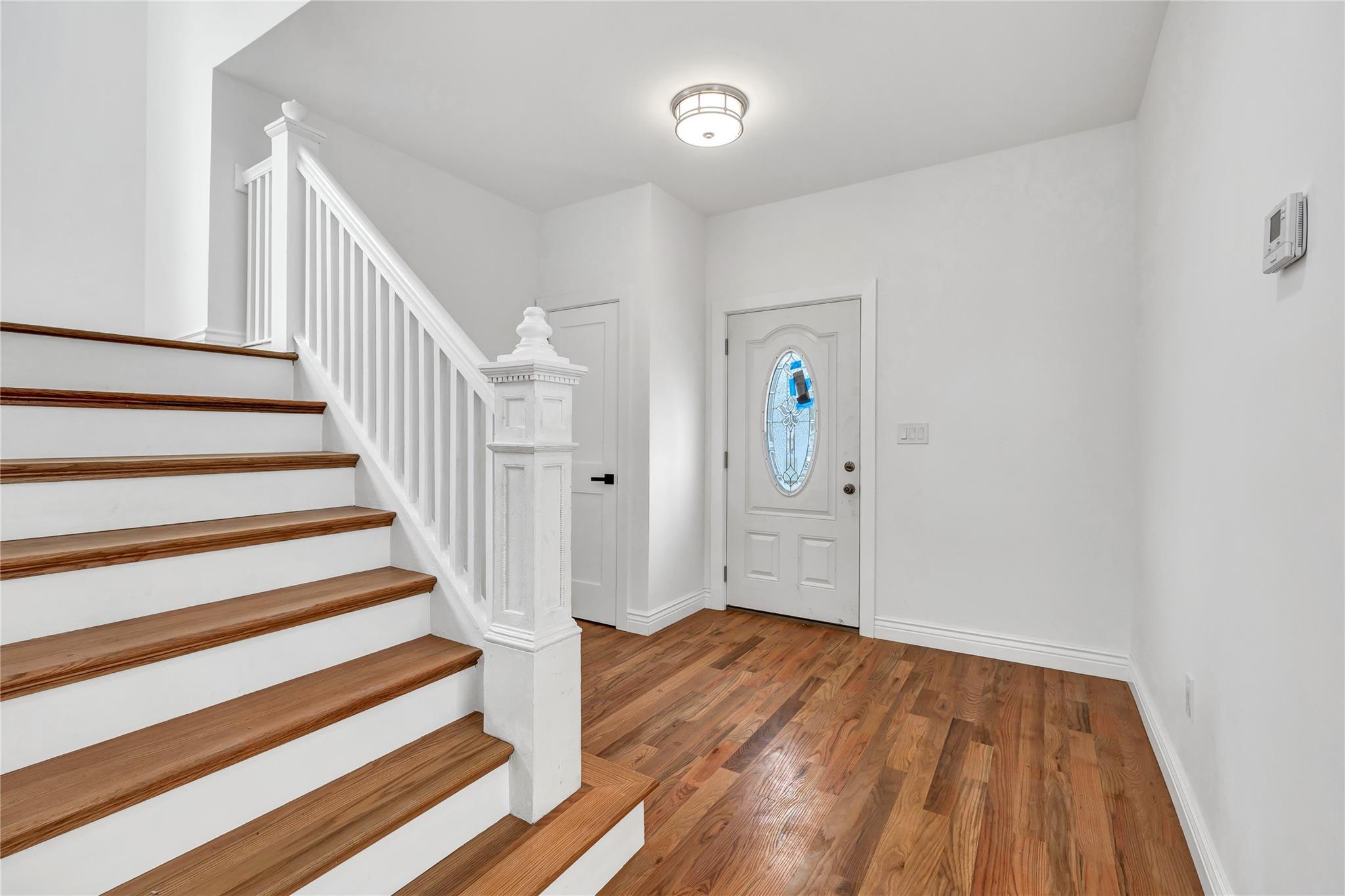 Single Family Sterling  Nassau County, NY 11550, MLS-842037-3