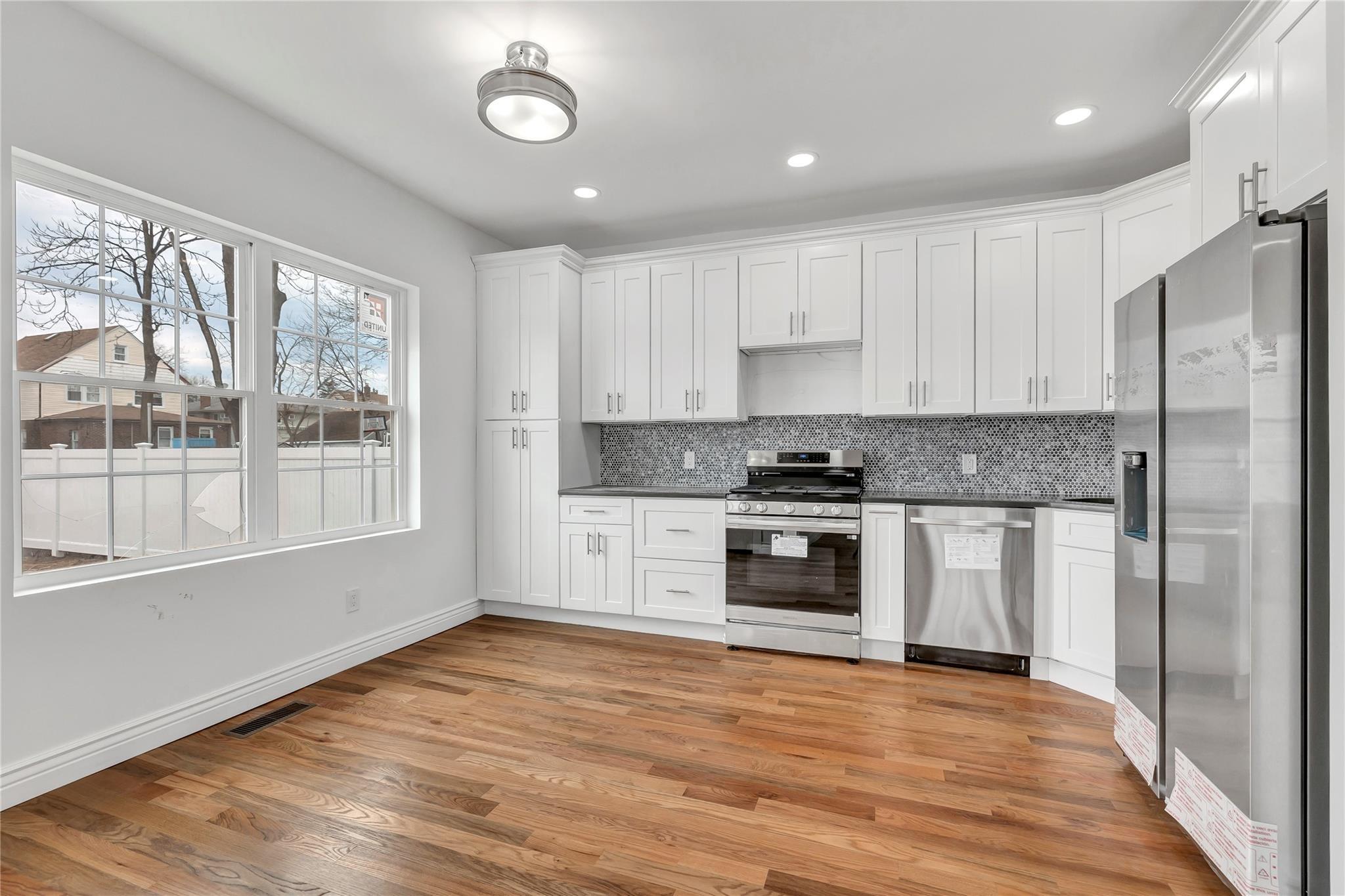 Single Family Sterling  Nassau County, NY 11550, MLS-842037-9