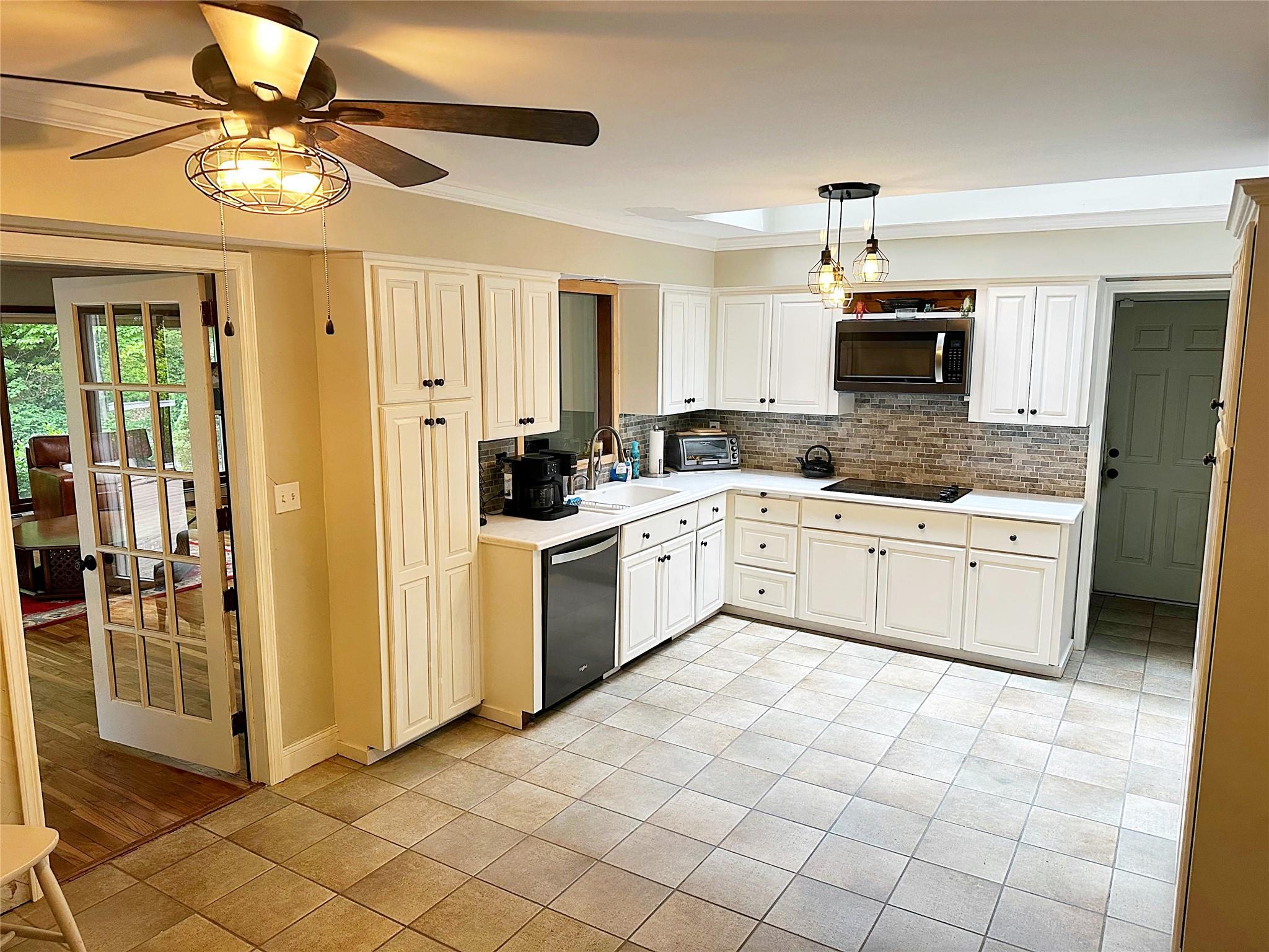 Single Family Cliff  Suffolk County, NY 11777, MLS-842068-17