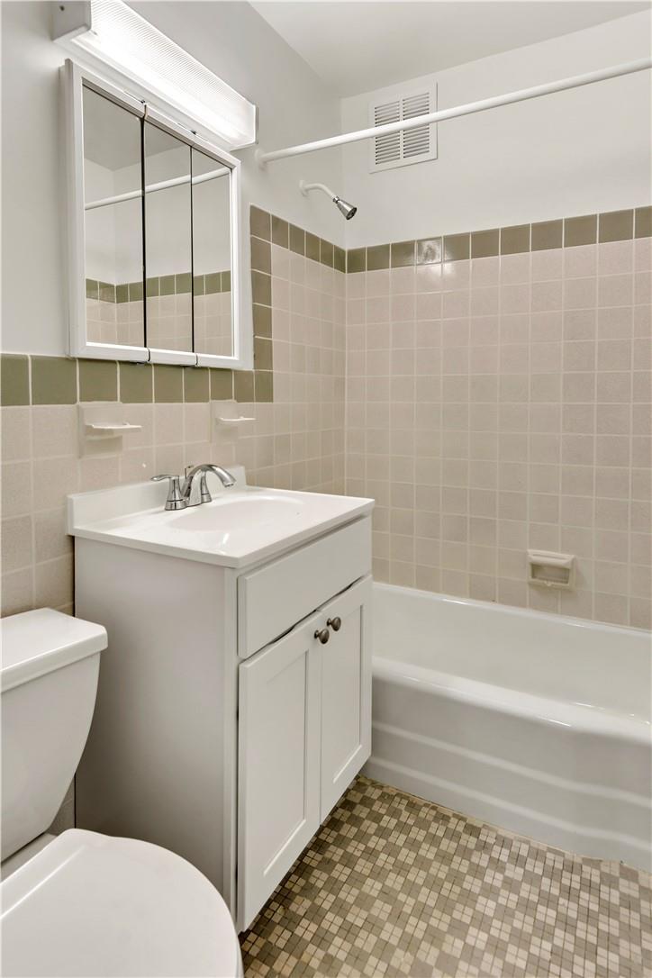 Coop Boynton  Bronx, NY 10473, MLS-842072-20