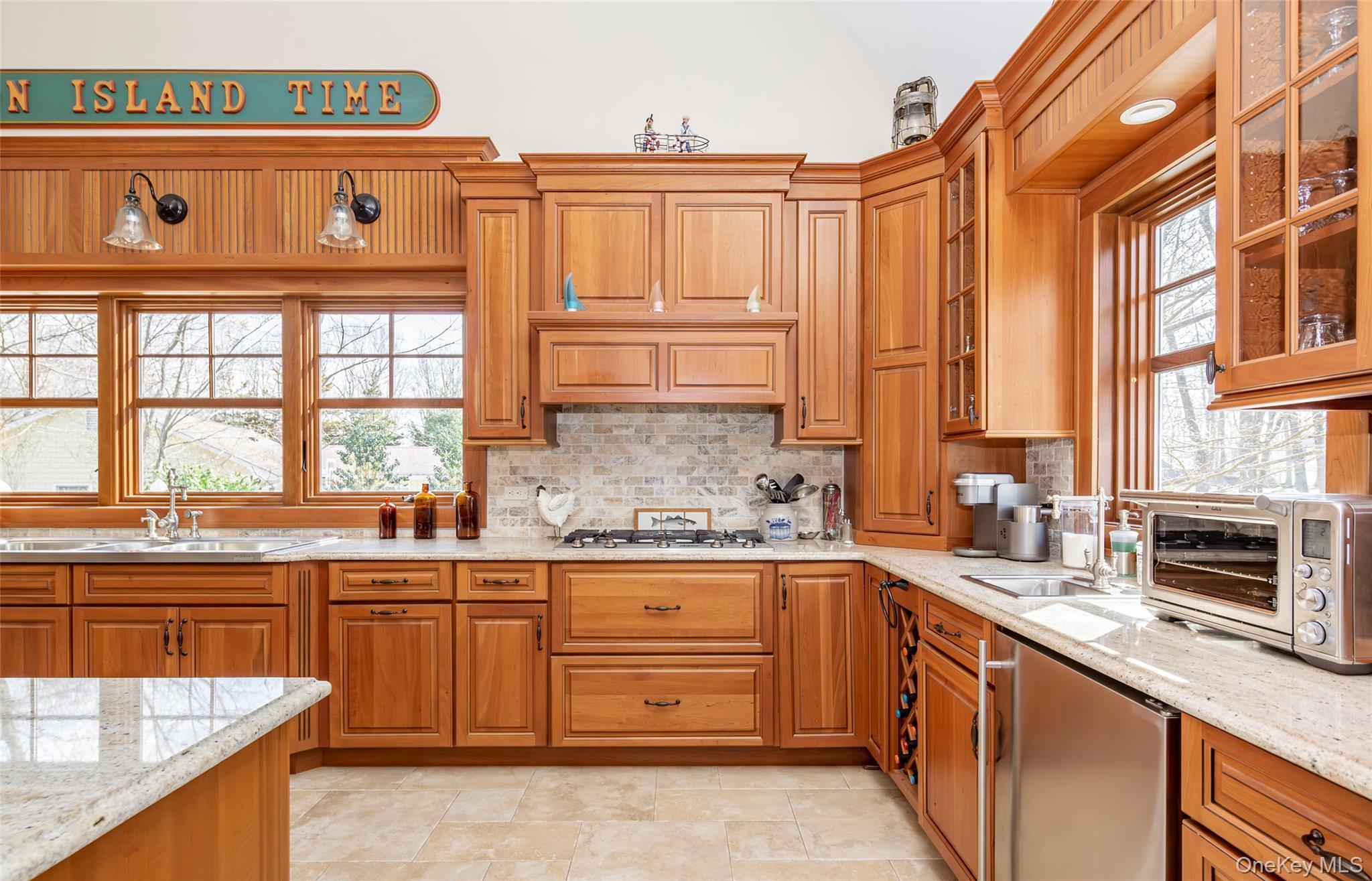 Single Family Country Club Suffolk County, NY 11964, MLS-842082-12