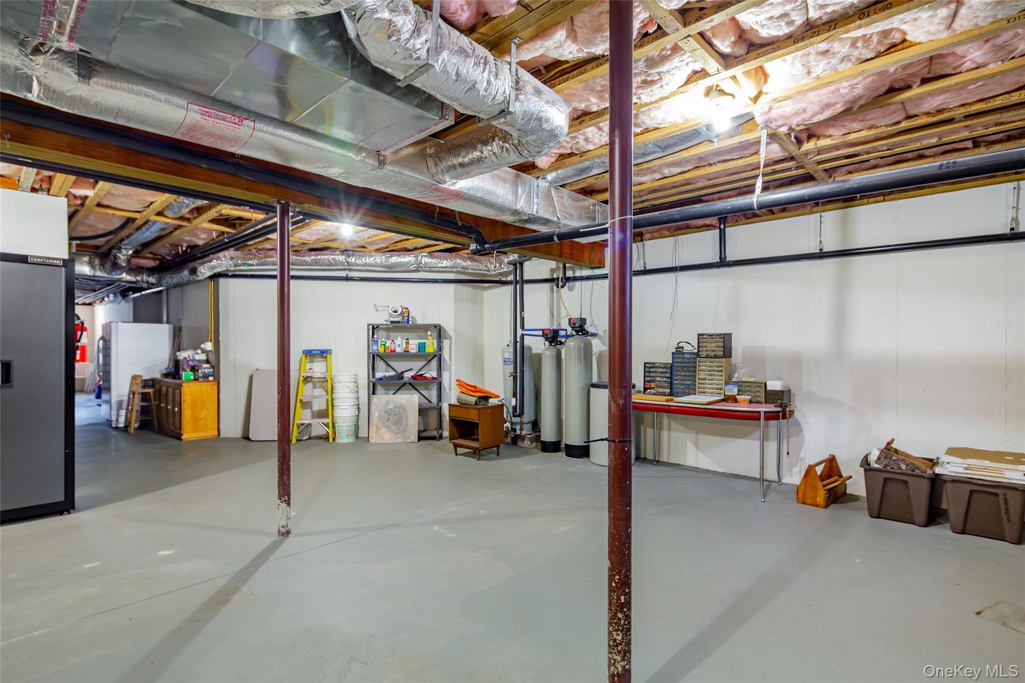 Single Family Country Club Suffolk County, NY 11964, MLS-842082-31