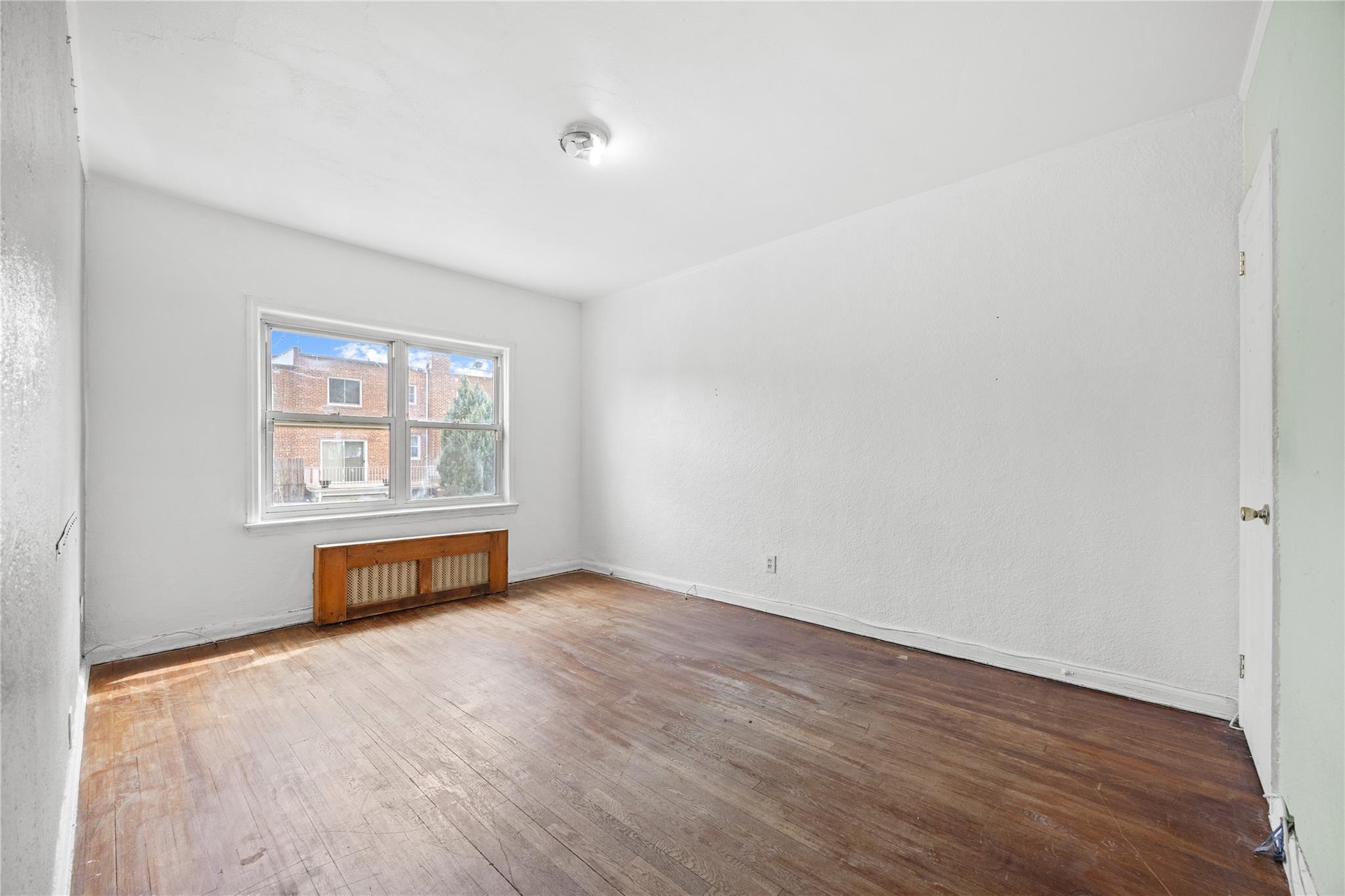 Single Family 45th  Queens, NY 11105, MLS-842086-10