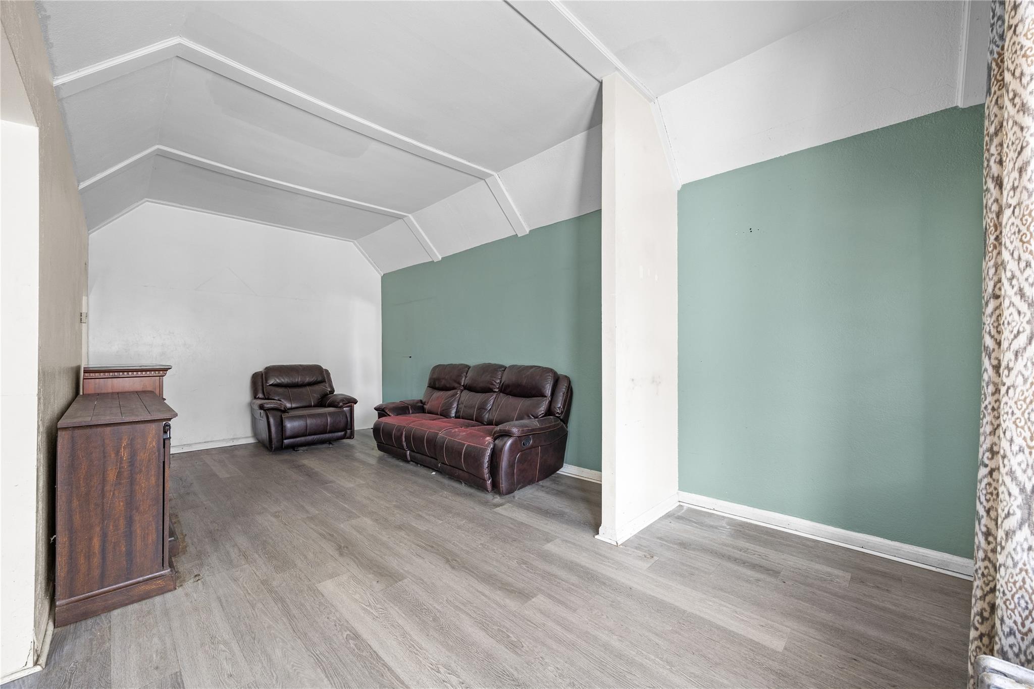 Single Family 45th  Queens, NY 11105, MLS-842086-4