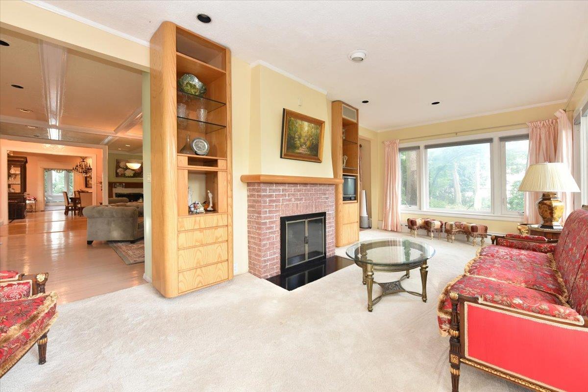 Single Family Magnolia  Nassau County, NY 11021, MLS-842091-13