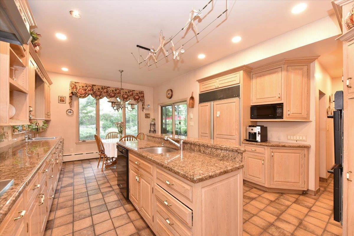 Single Family Magnolia  Nassau County, NY 11021, MLS-842091-17