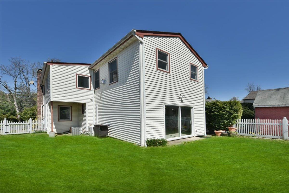 Single Family Highland  Nassau County, NY 11020, MLS-842093-29