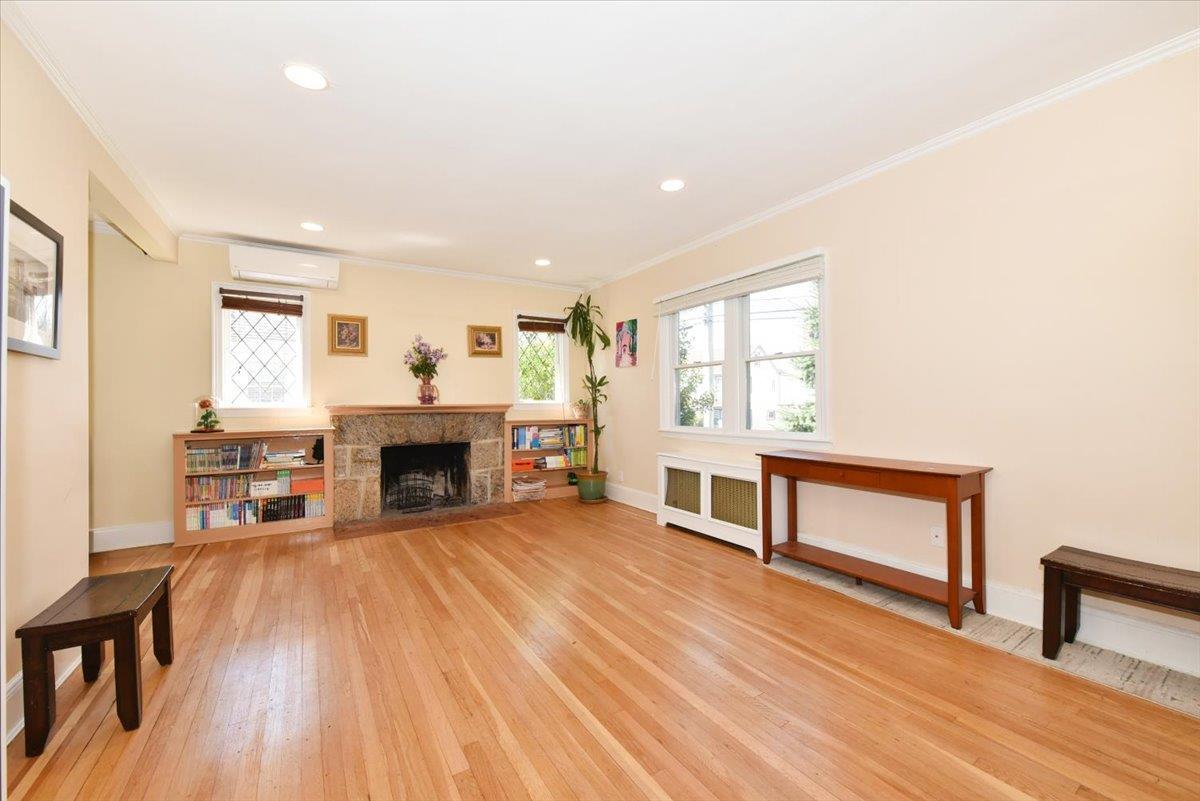 Single Family Highland  Nassau County, NY 11020, MLS-842093-6