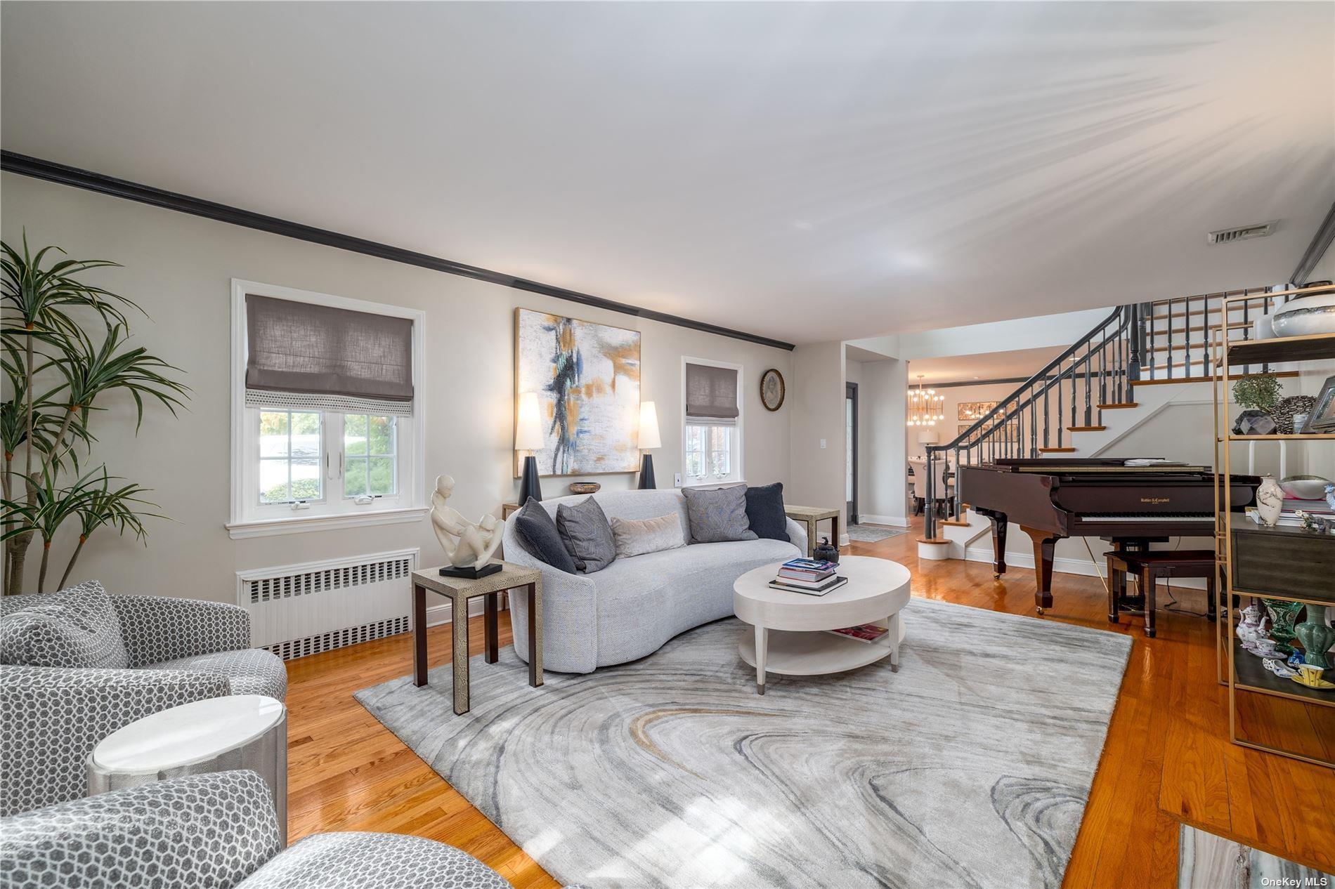 Single Family Village  Nassau County, NY 11570, MLS-842111-4