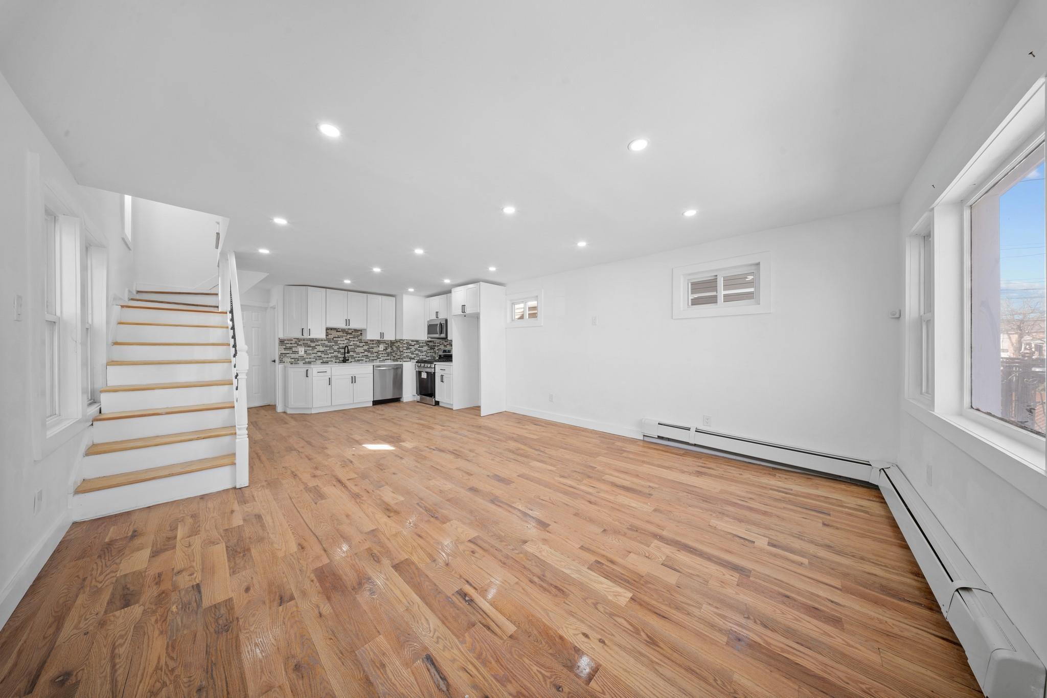 Single Family 140 Street  Queens, NY 11436, MLS-842128-18