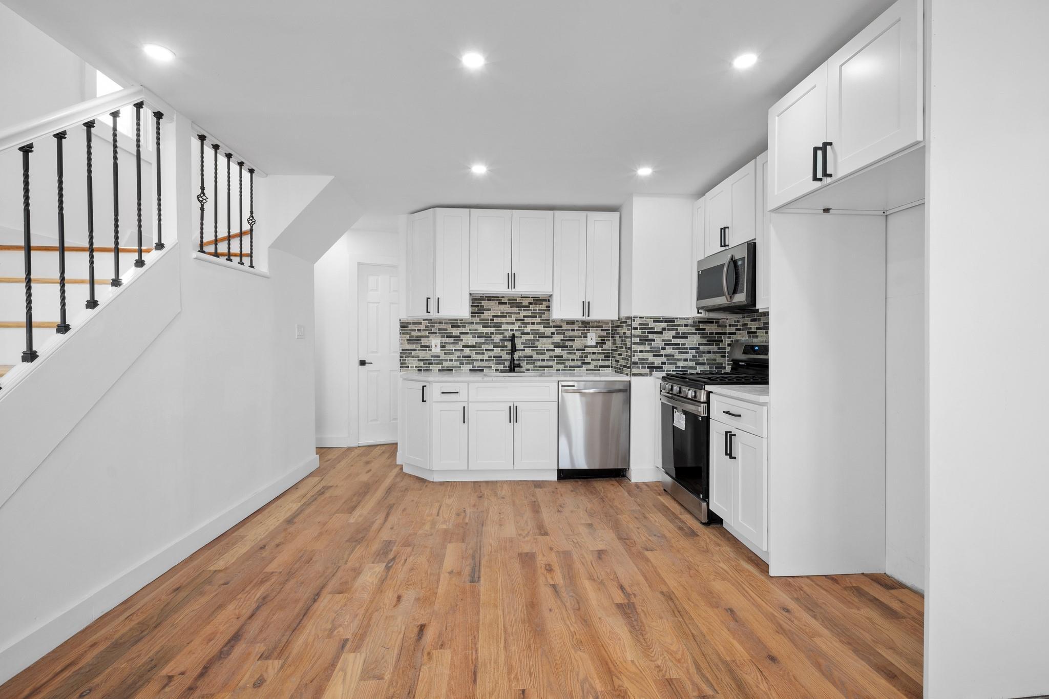 Single Family 140 Street  Queens, NY 11436, MLS-842128-21