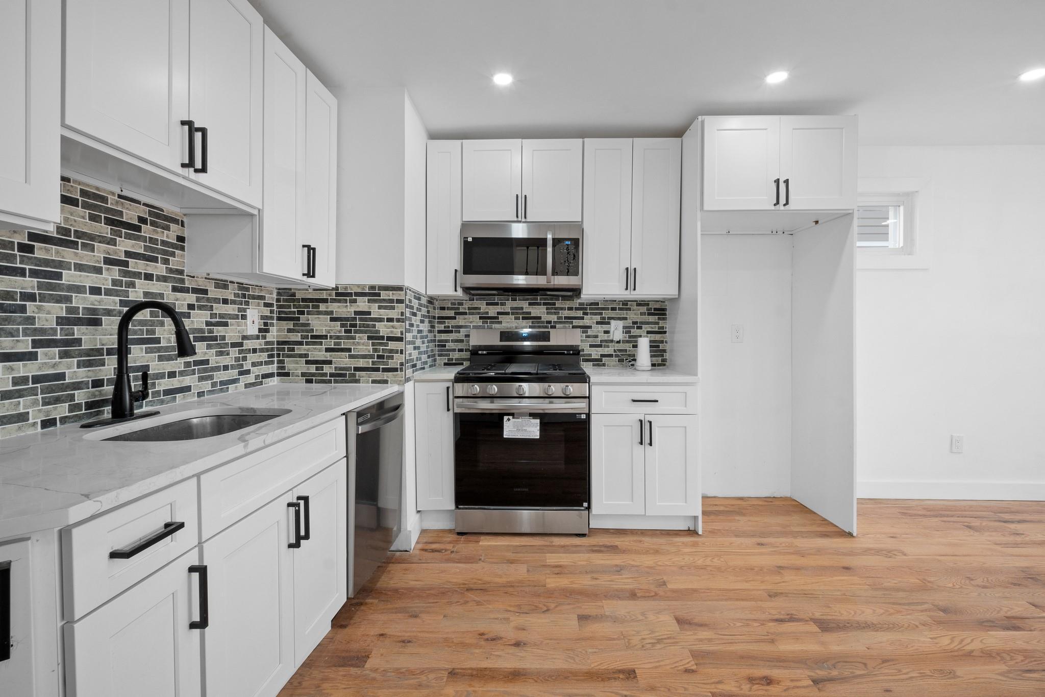 Single Family 140 Street  Queens, NY 11436, MLS-842128-26