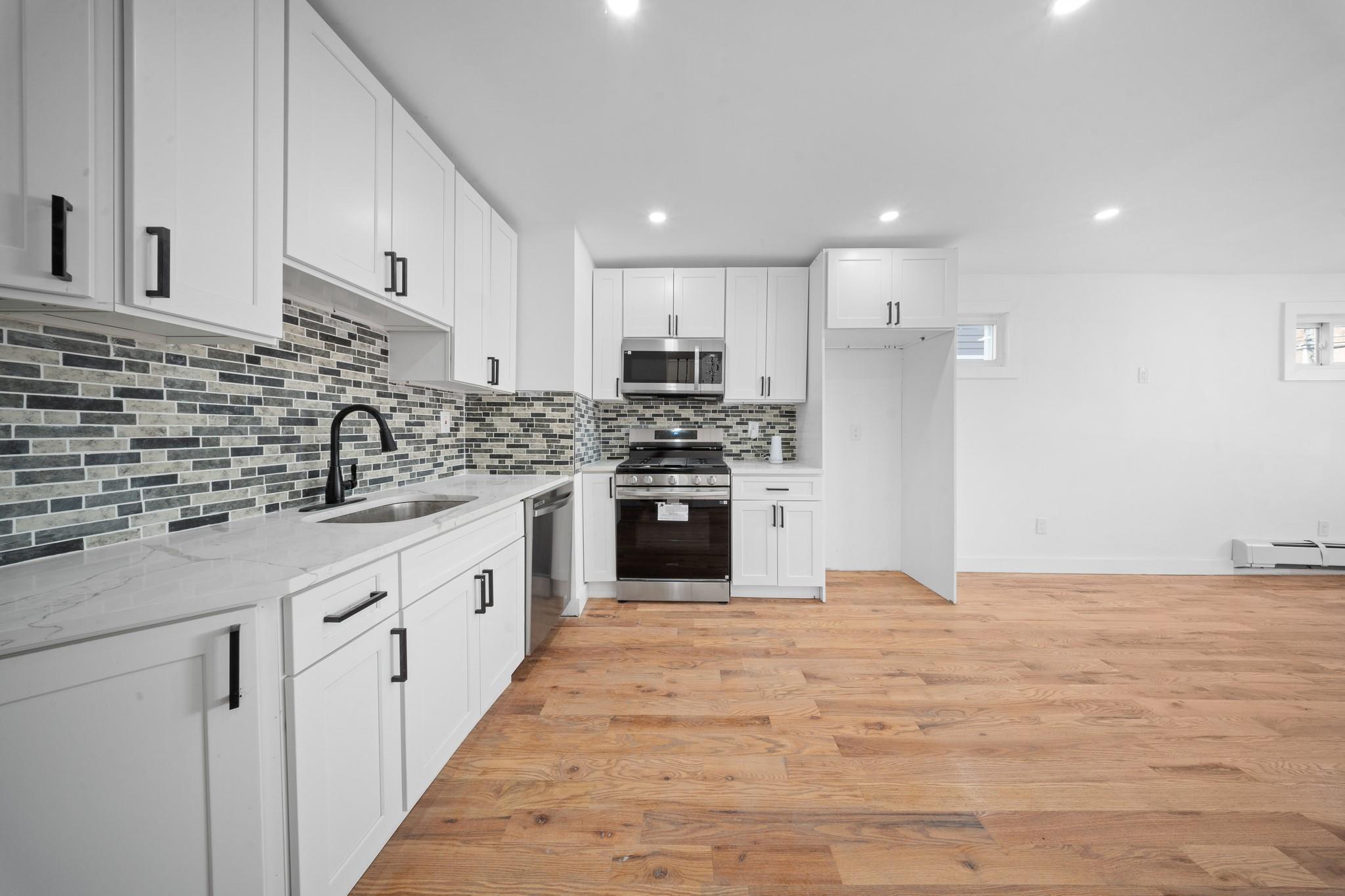 Single Family 140 Street  Queens, NY 11436, MLS-842128-27