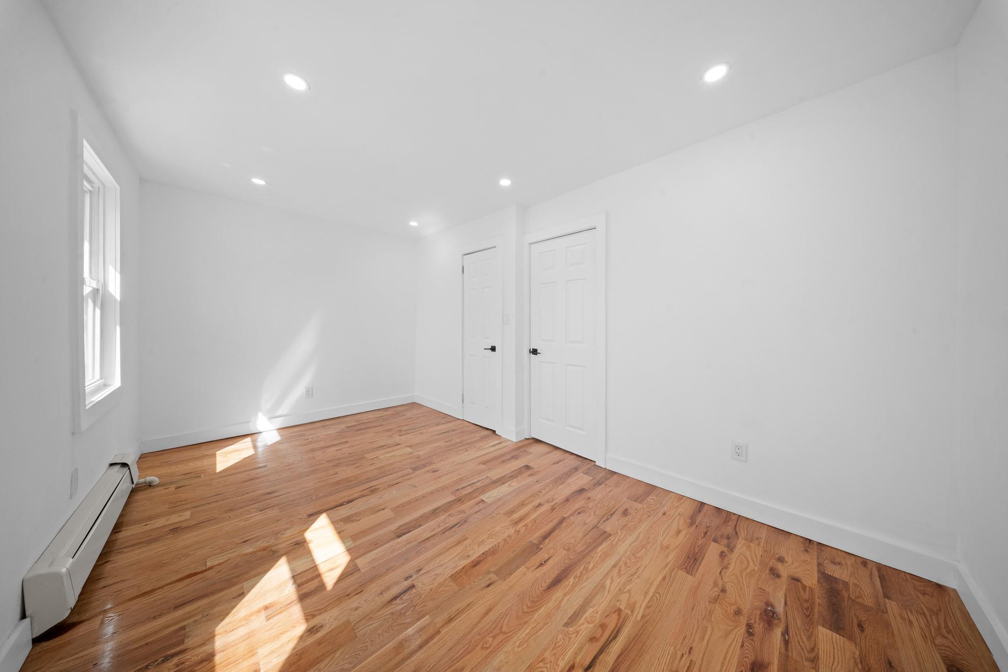 Single Family 140 Street  Queens, NY 11436, MLS-842128-6