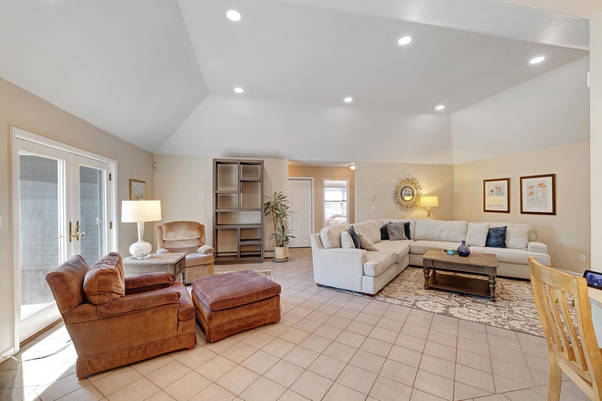 Single Family Mt Orange  Orange County, NY 10940, MLS-842202-21