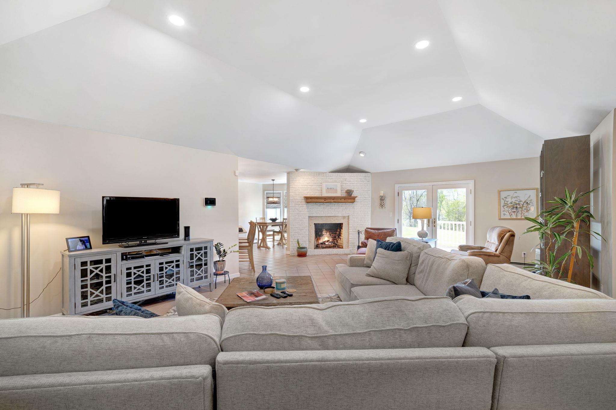 Single Family Mt Orange  Orange County, NY 10940, MLS-842202-22