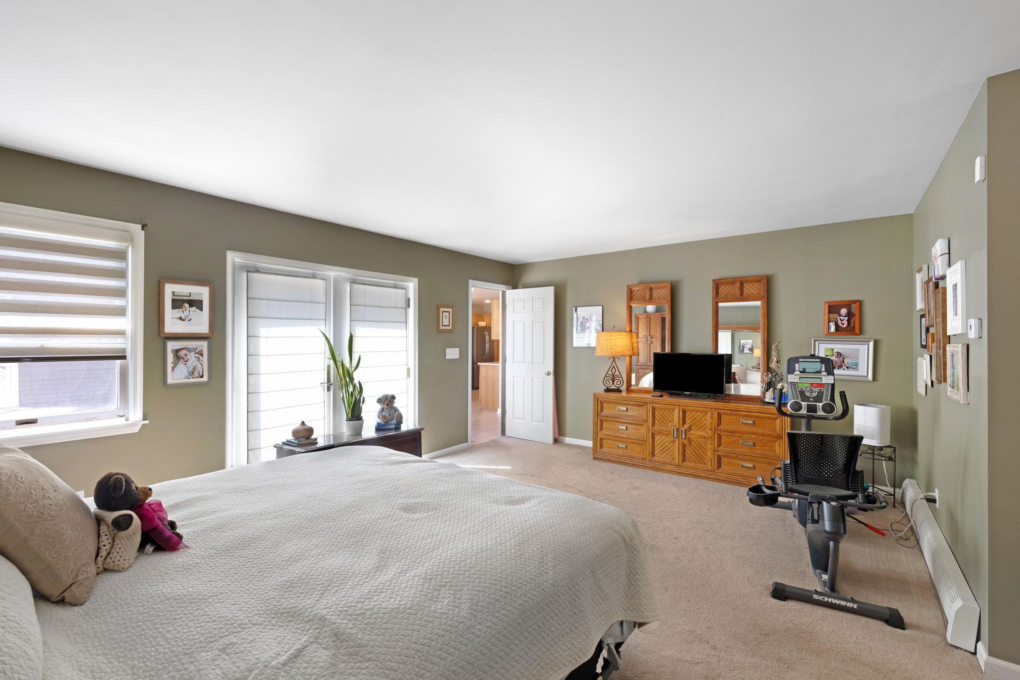 Single Family Mt Orange  Orange County, NY 10940, MLS-842202-33