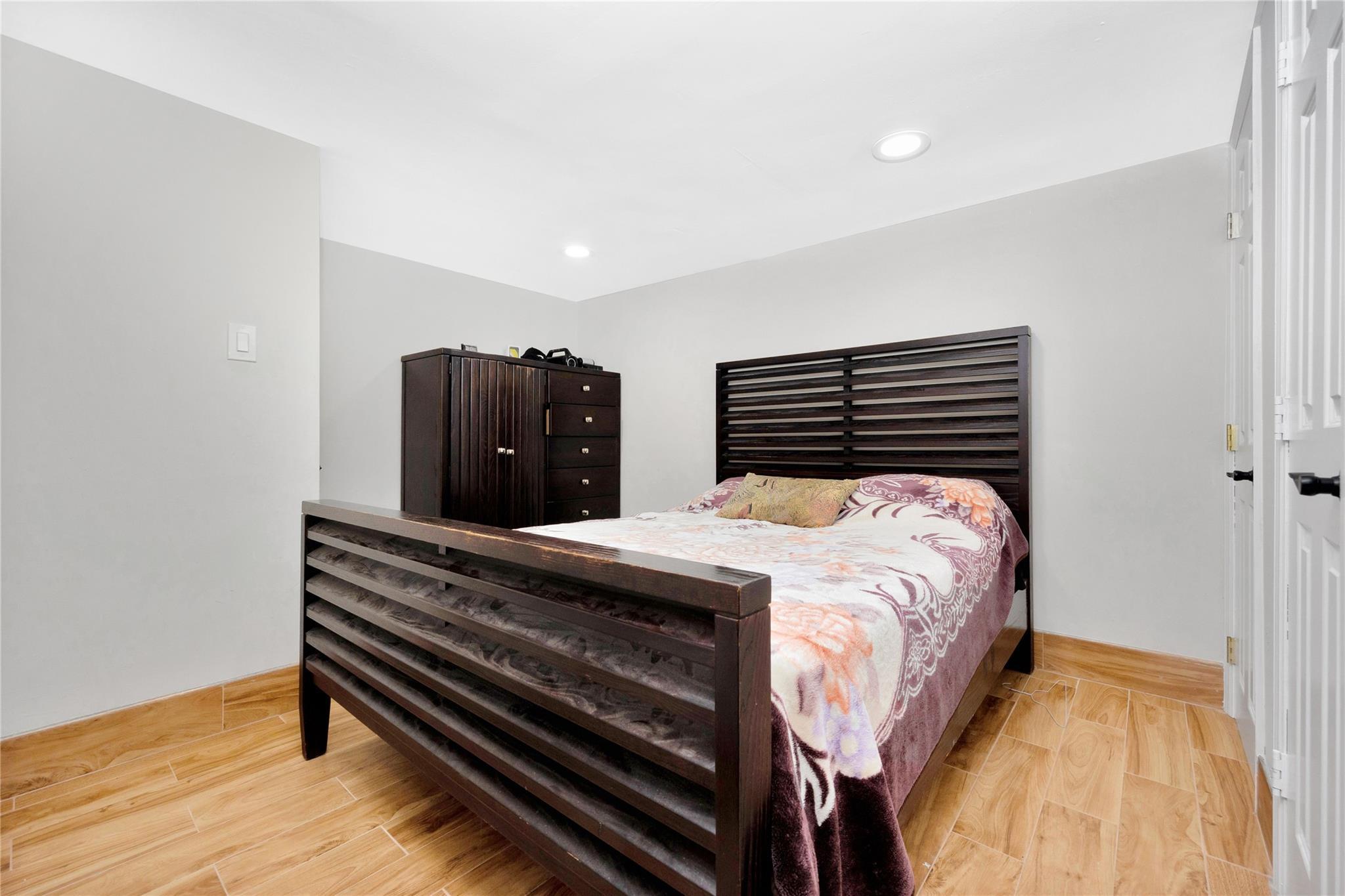 Single Family South End  Nassau County, NY 11598, MLS-842254-27