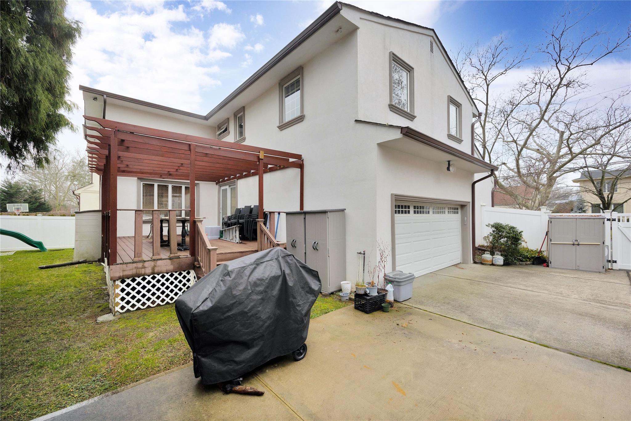Single Family South End  Nassau County, NY 11598, MLS-842254-7