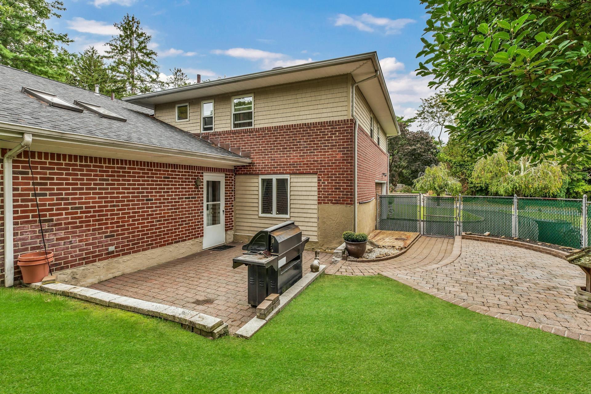 Single Family Viola  Nassau County, NY 11542, MLS-842263-20