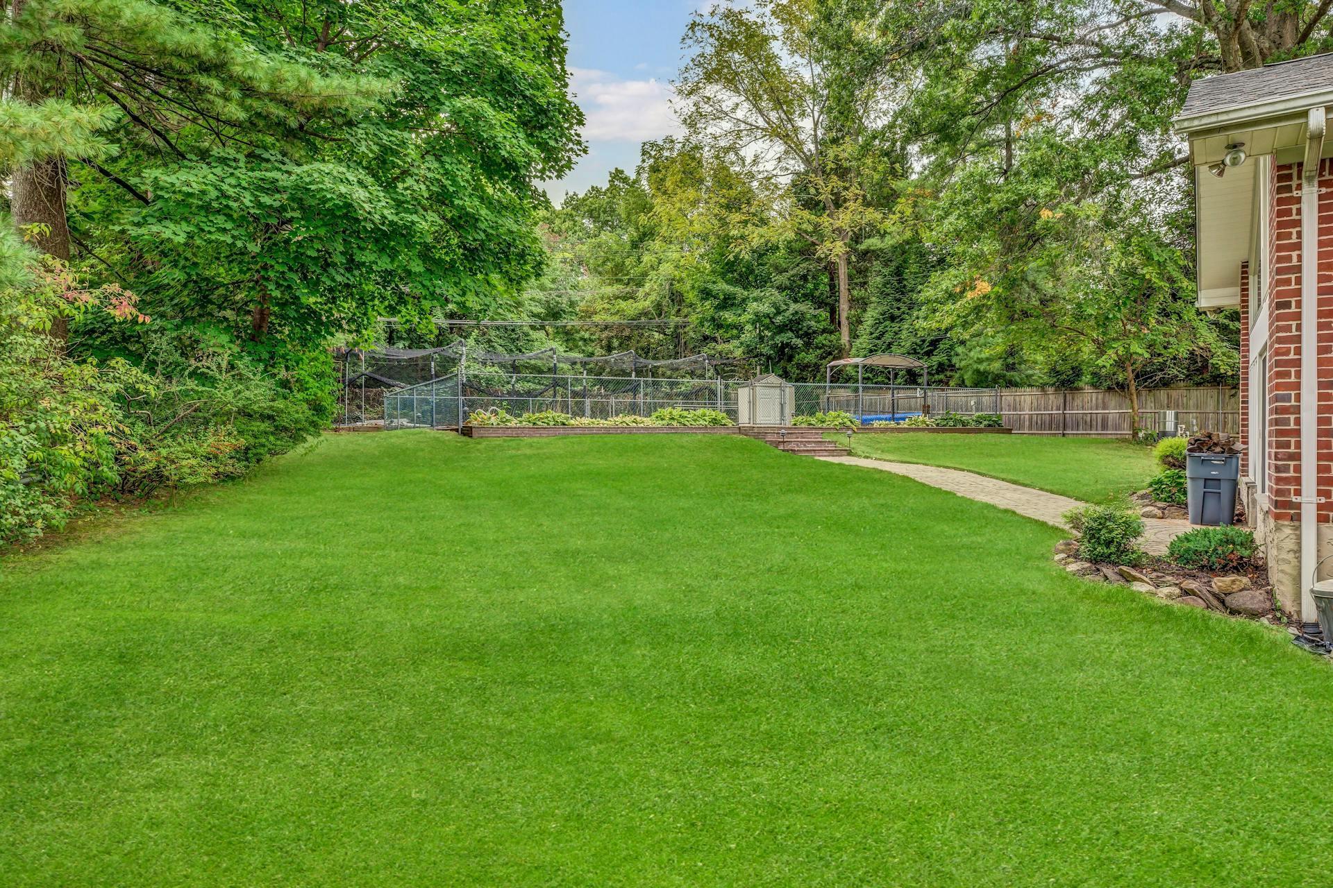 Single Family Viola  Nassau County, NY 11542, MLS-842263-21