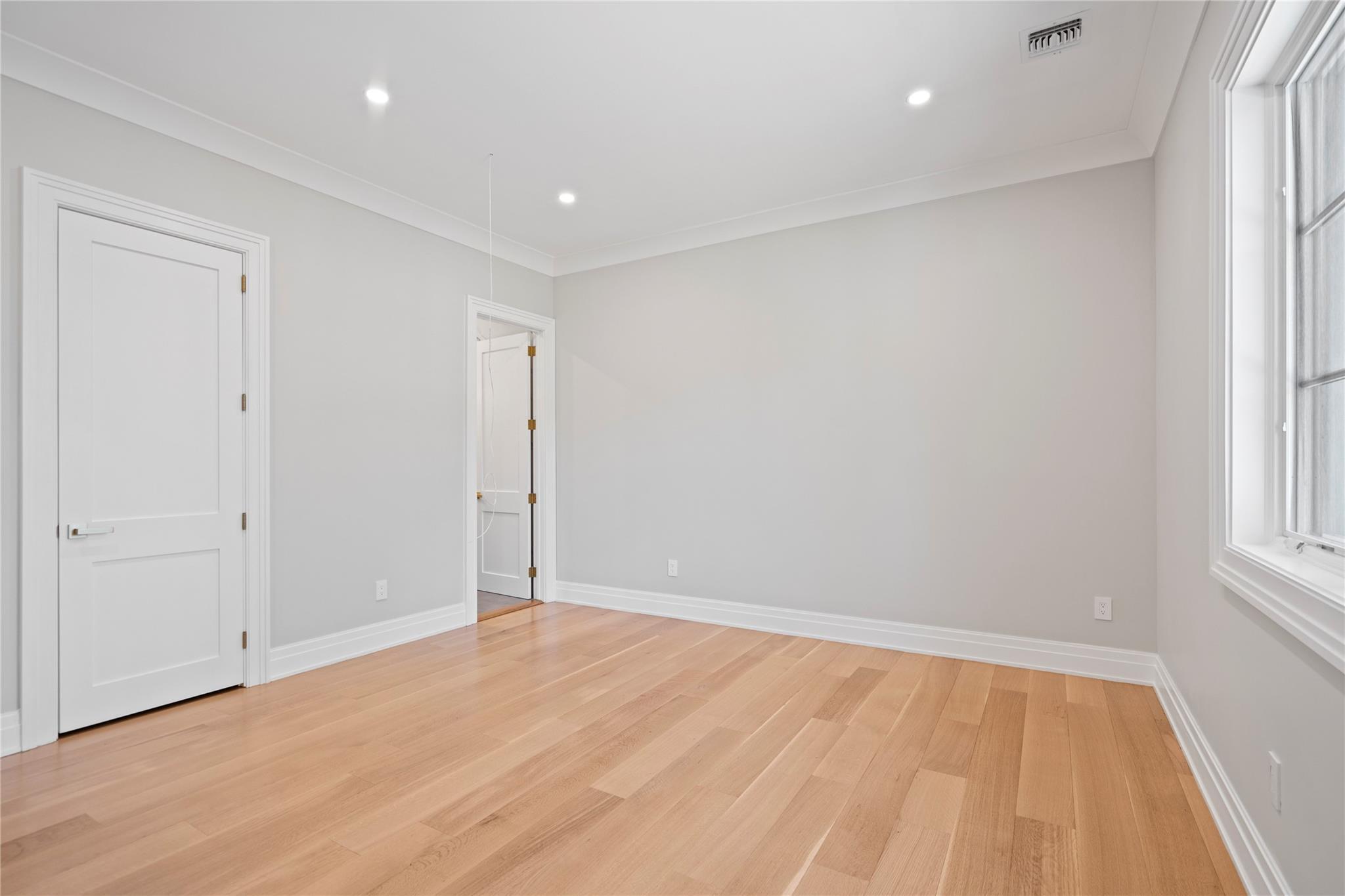 Single Family Knollwood  Nassau County, NY 11545, MLS-842292-28