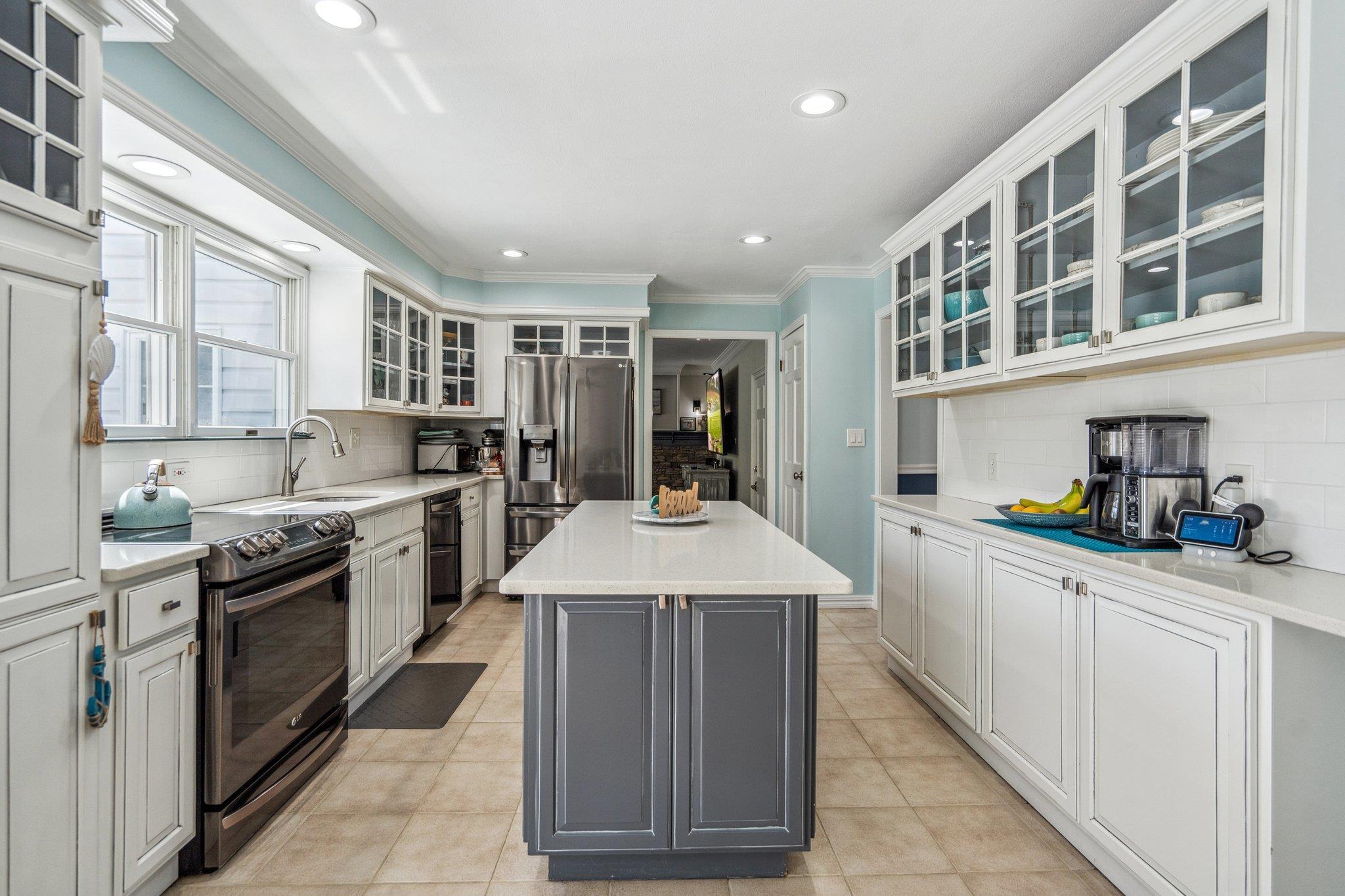 Single Family Victory Knoll  Suffolk County, NY 11764, MLS-842308-4