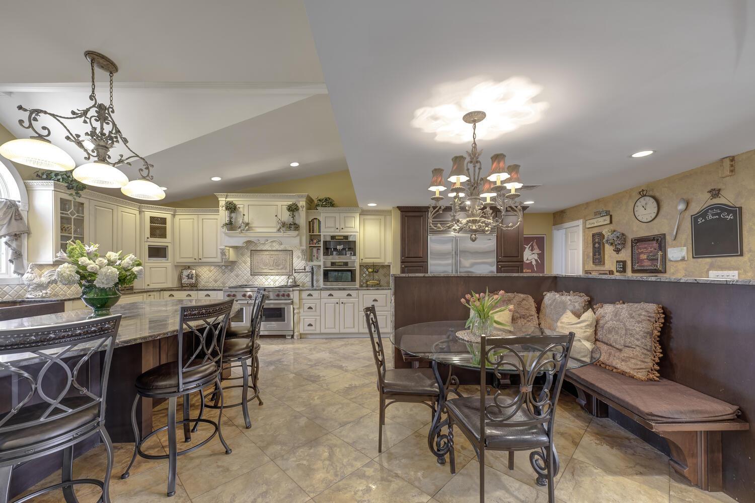 Single Family Maple  Nassau County, NY 11040, MLS-842312-15