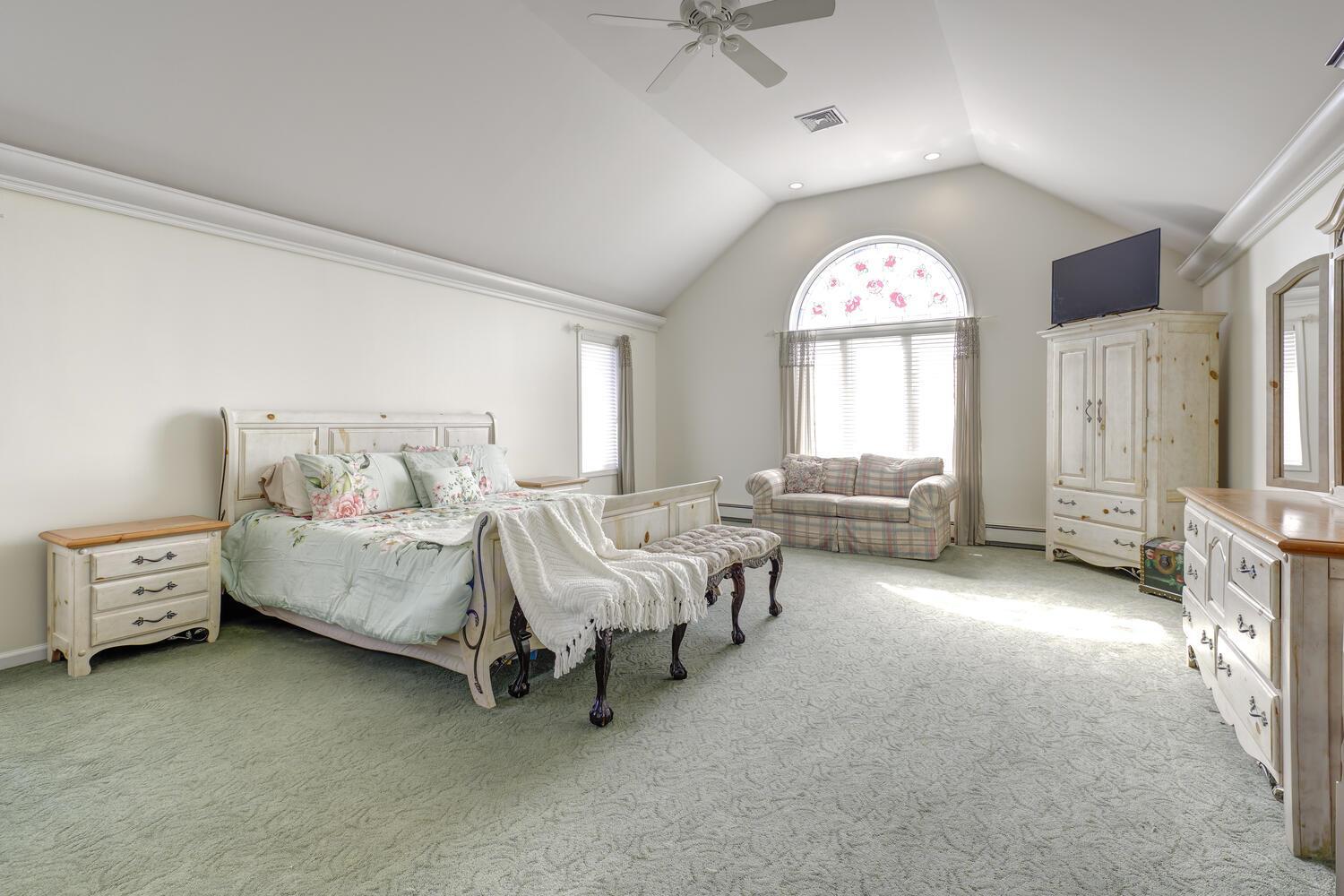 Single Family Maple  Nassau County, NY 11040, MLS-842312-19