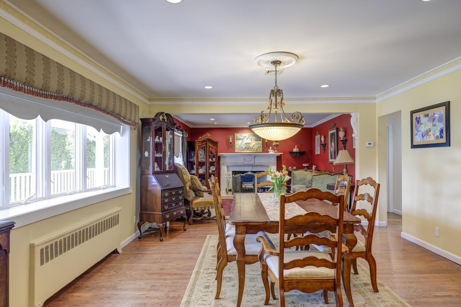 Single Family Maple  Nassau County, NY 11040, MLS-842312-8