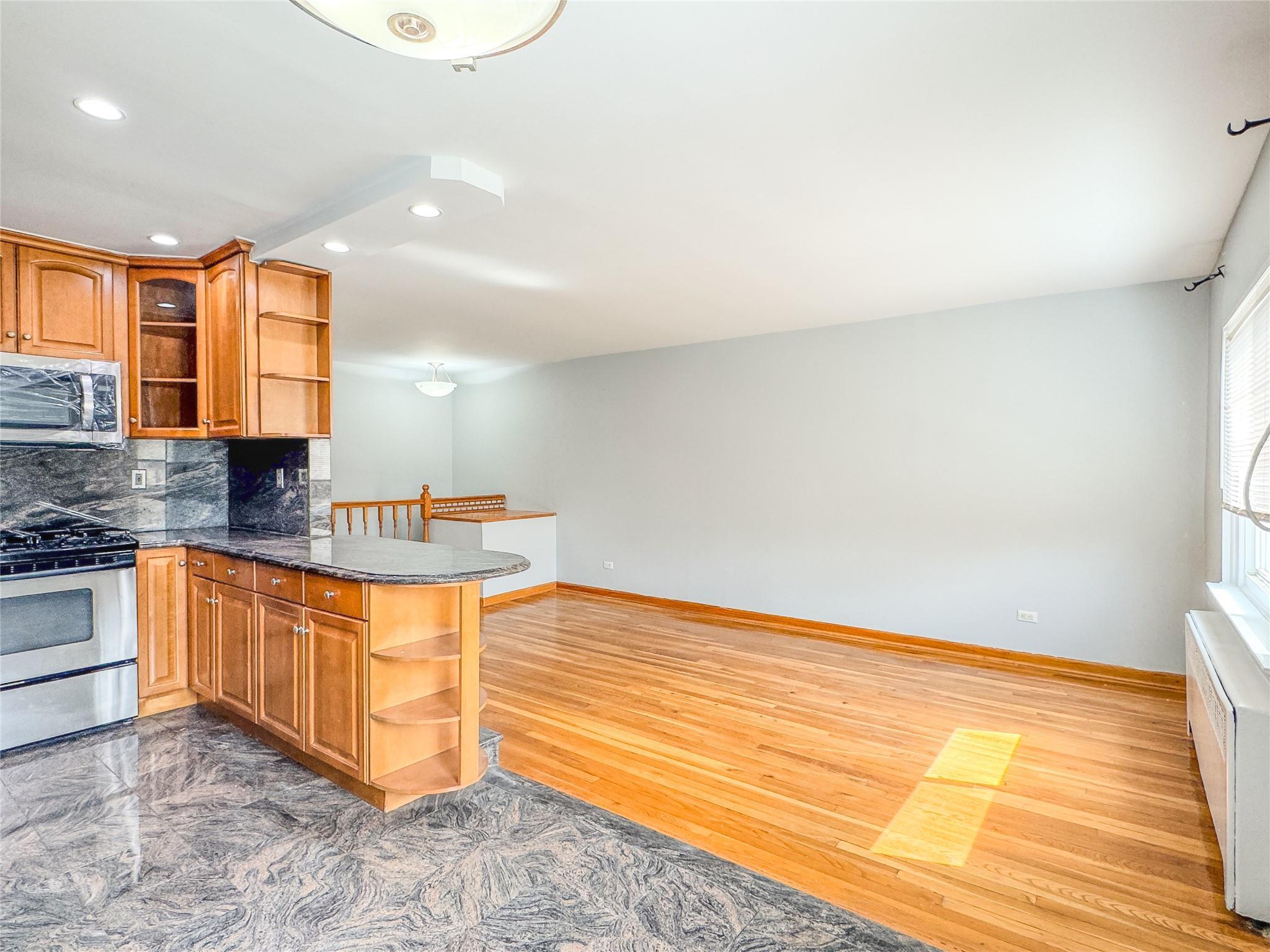 Single Family 7th  Queens, NY 11357, MLS-842324-13
