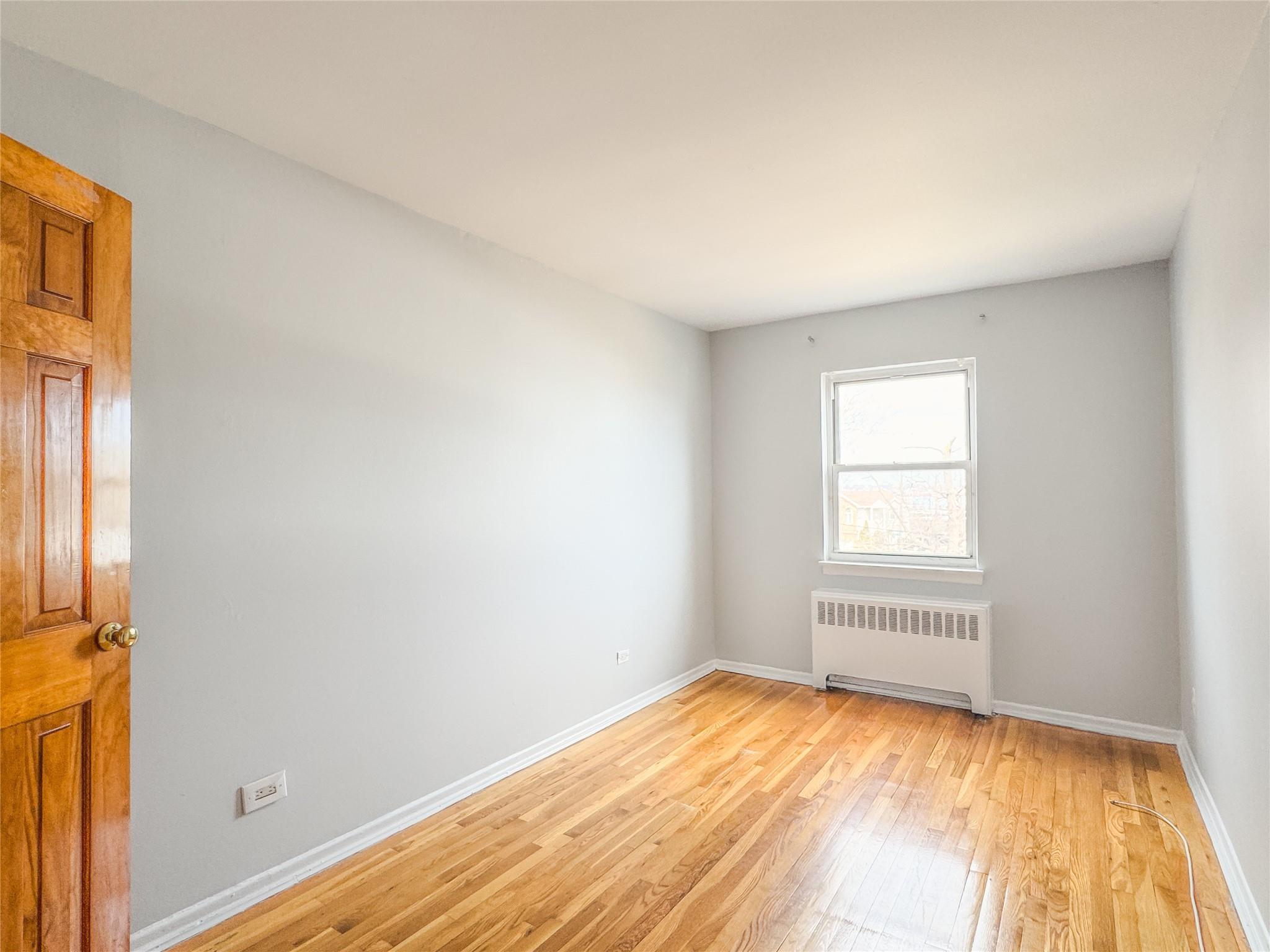 Single Family 7th  Queens, NY 11357, MLS-842324-14