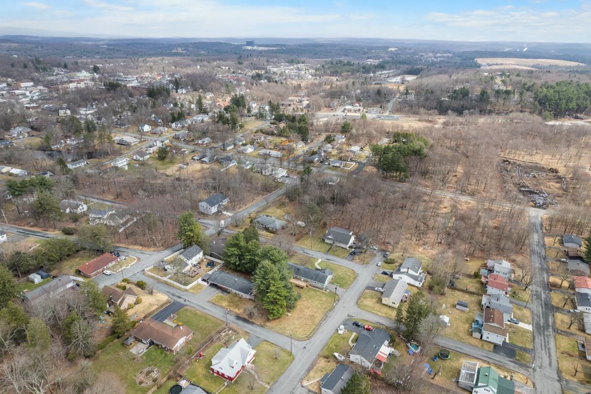 Single Family Floral  Sullivan County, NY 12701, MLS-842338-35