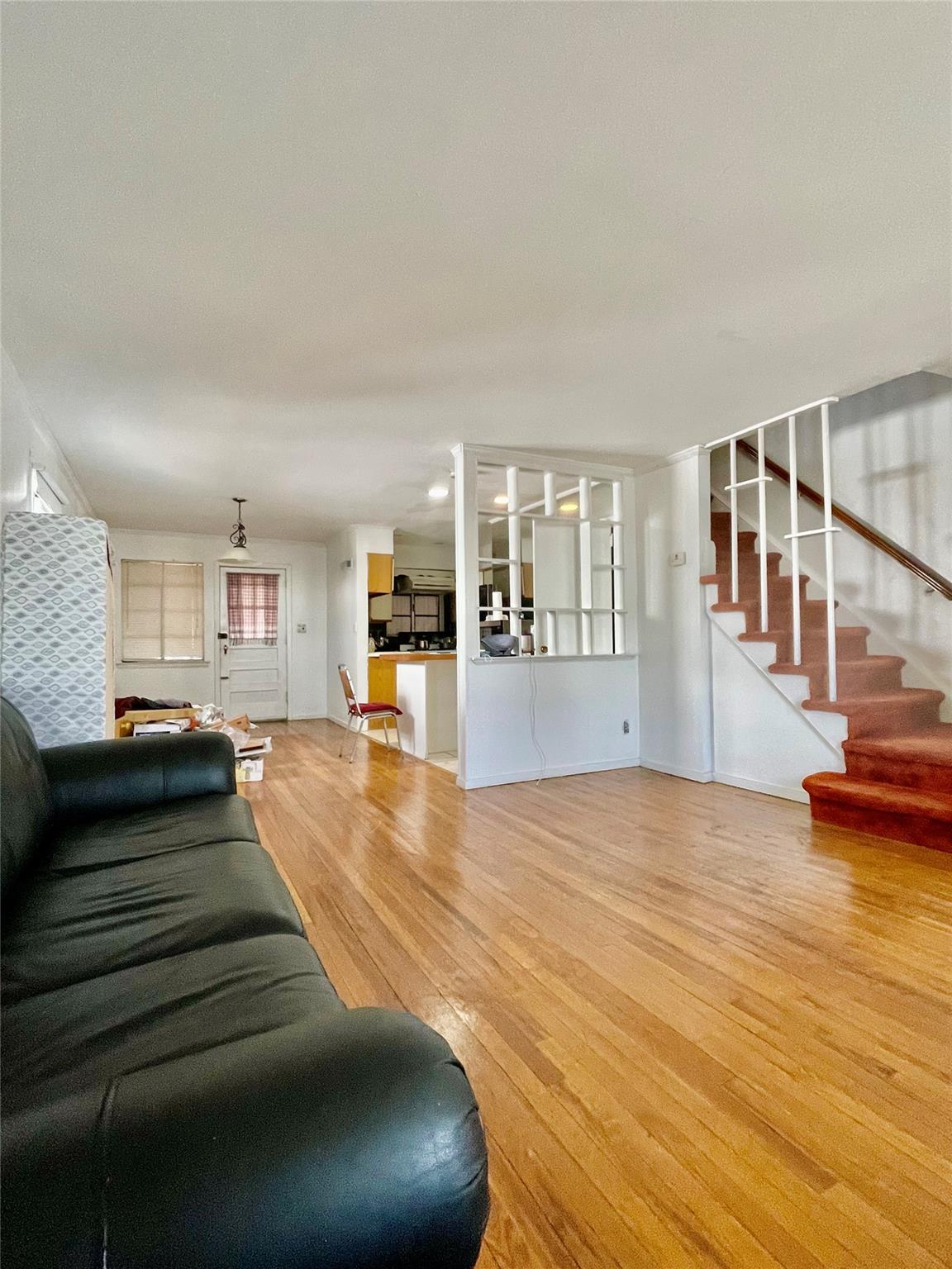 Single Family 217  Queens, NY 11364, MLS-842346-4